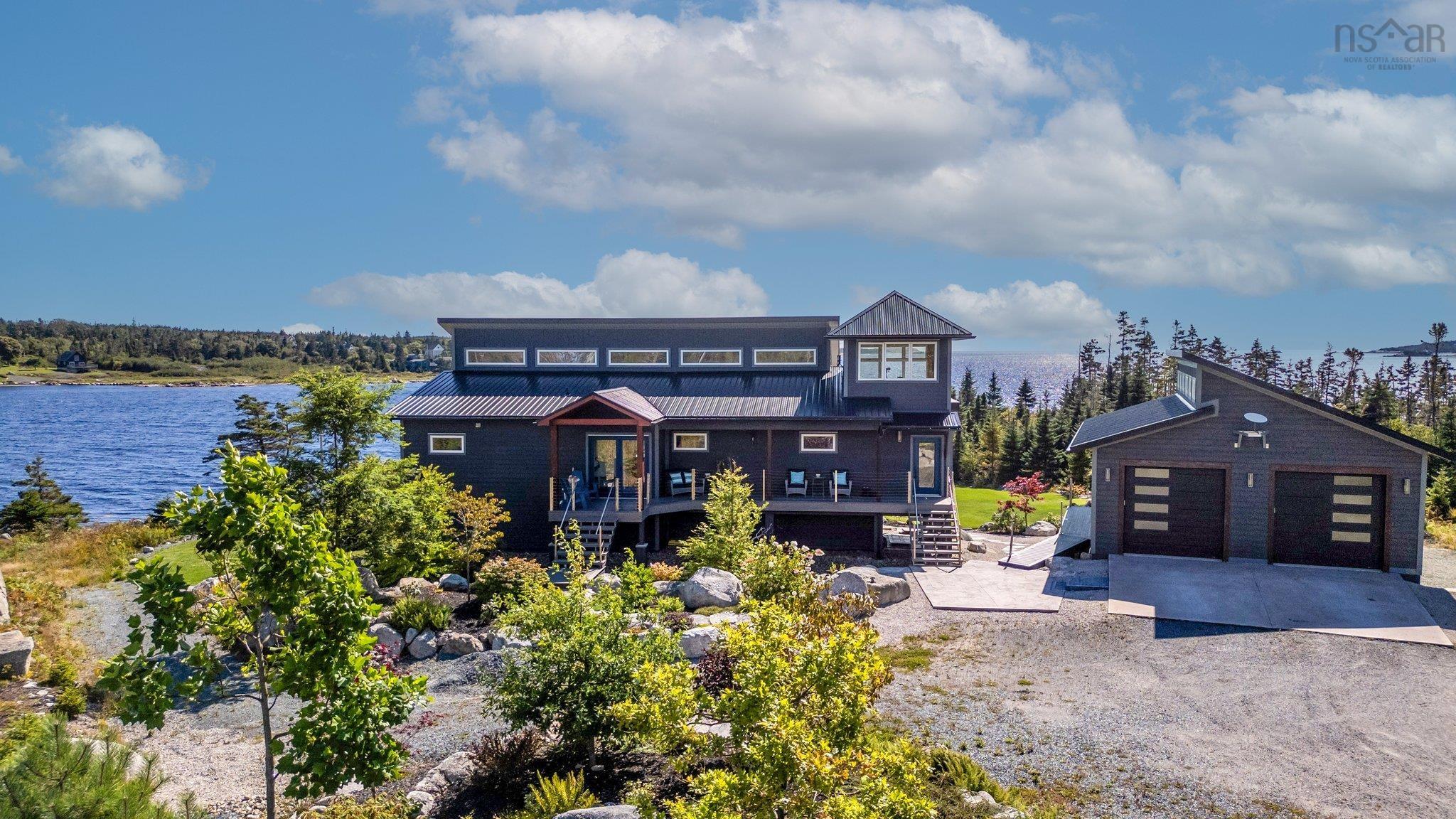 Thumbnail image for 22 Thumbcap Lane MLS<sup>®</sup> 202516339