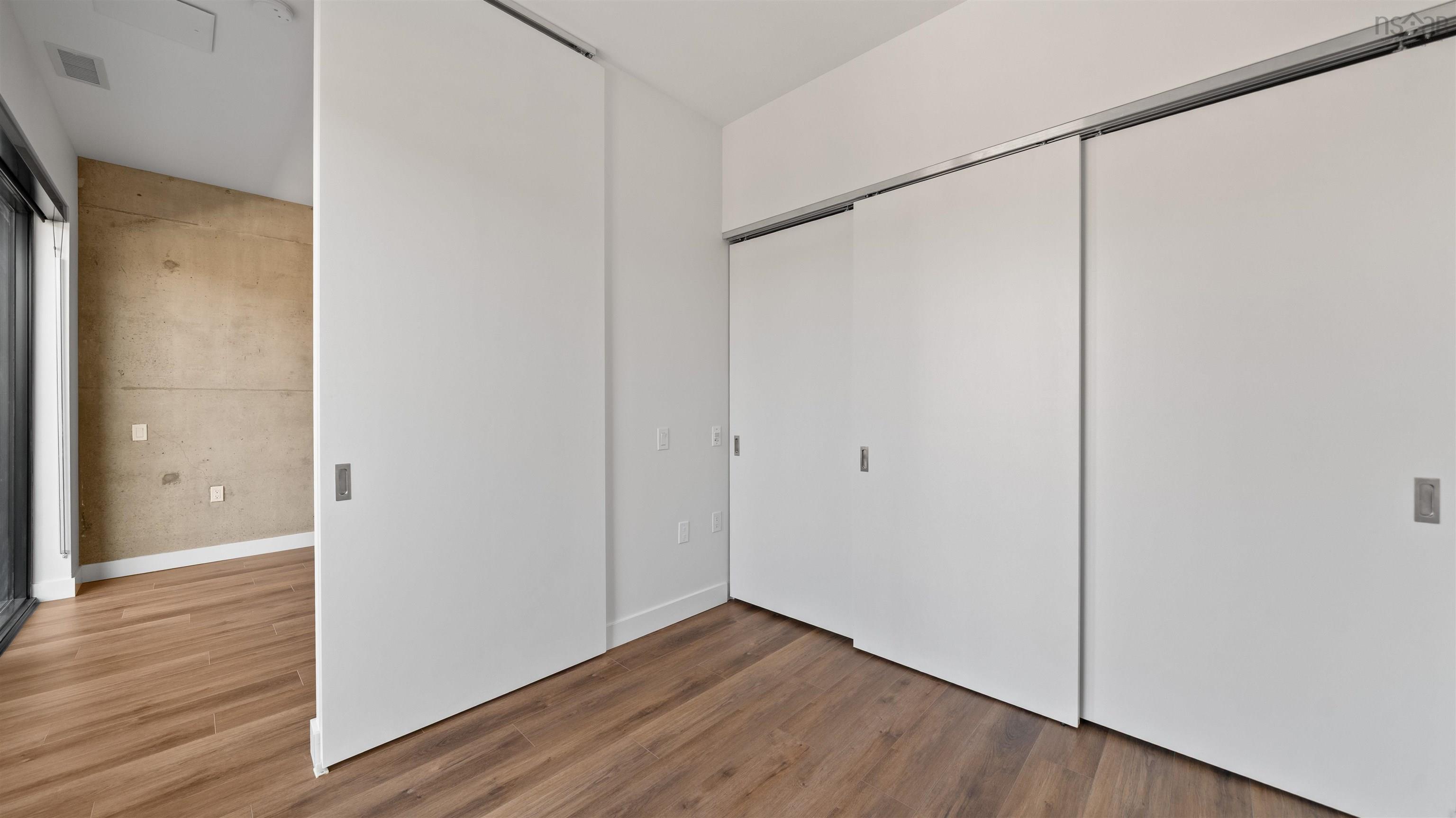 View image 19