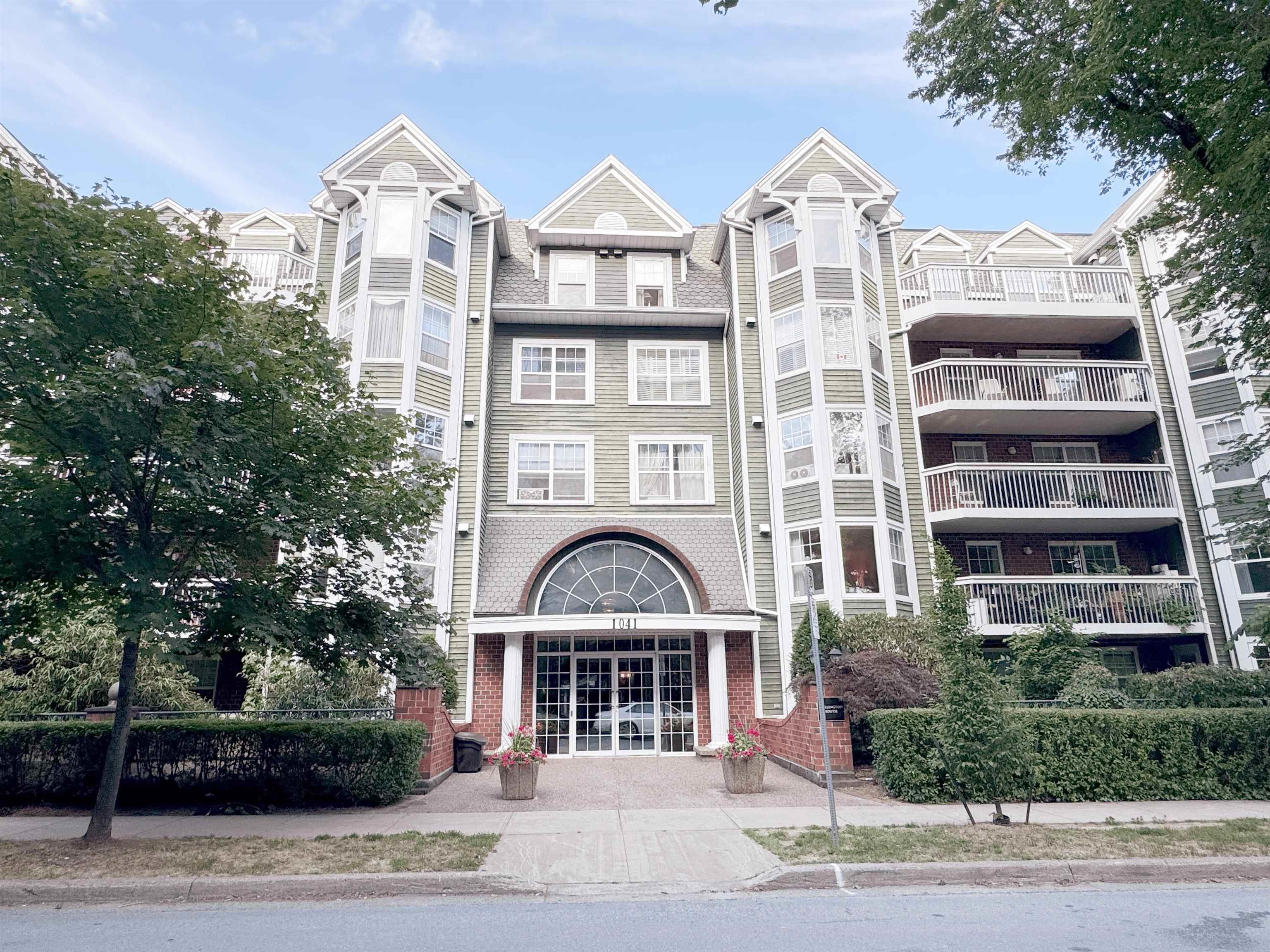 Thumbnail image for 507 1041 Wellington Street MLS<sup>®</sup> 202520239