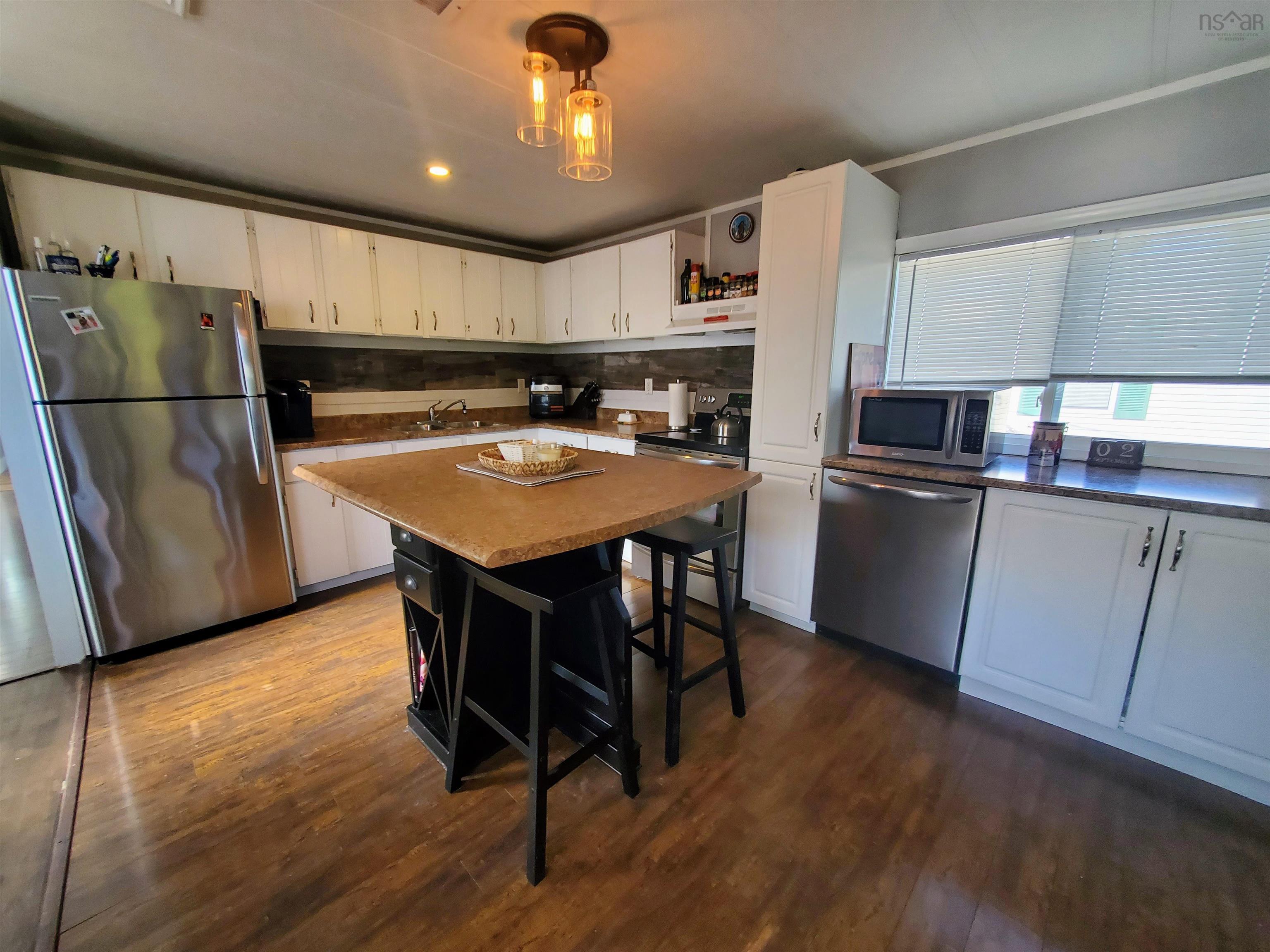 View image 11