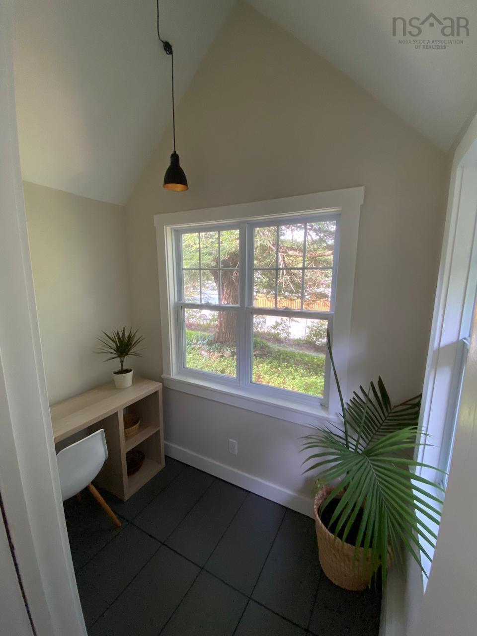 View image 12