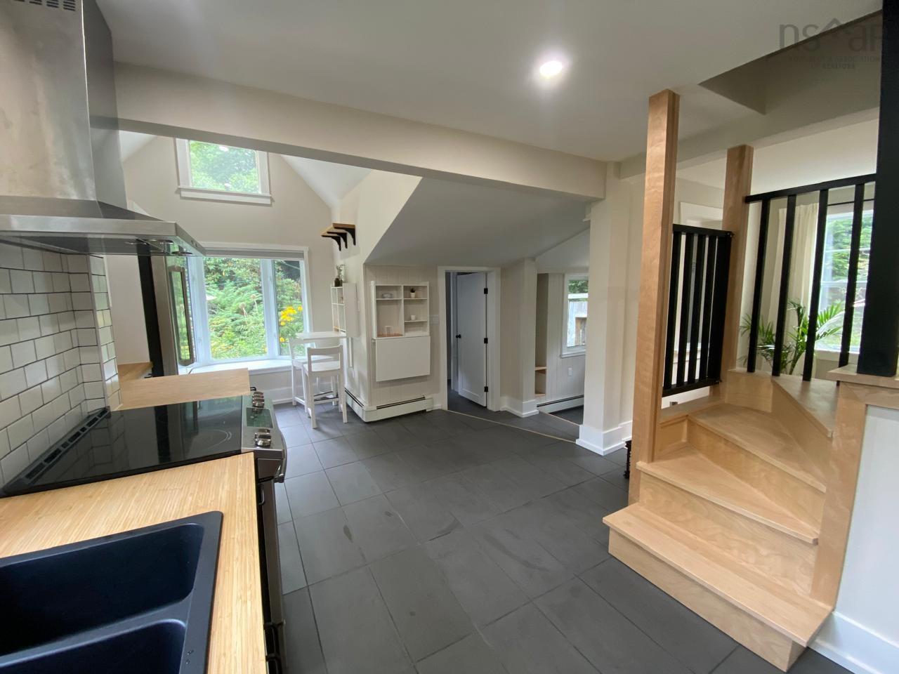 View image 7