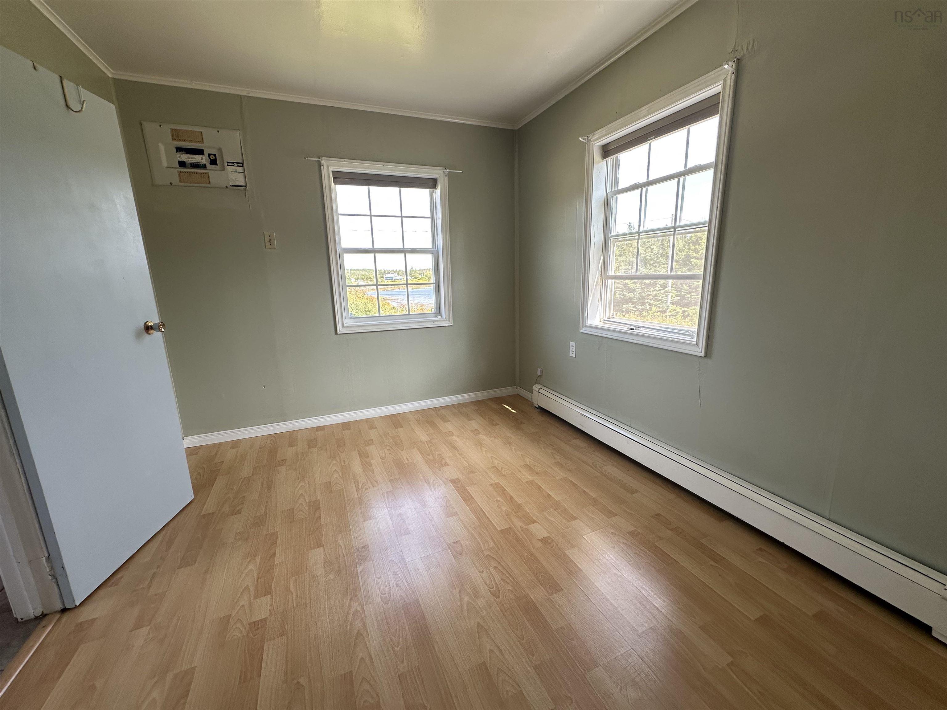 View image 12