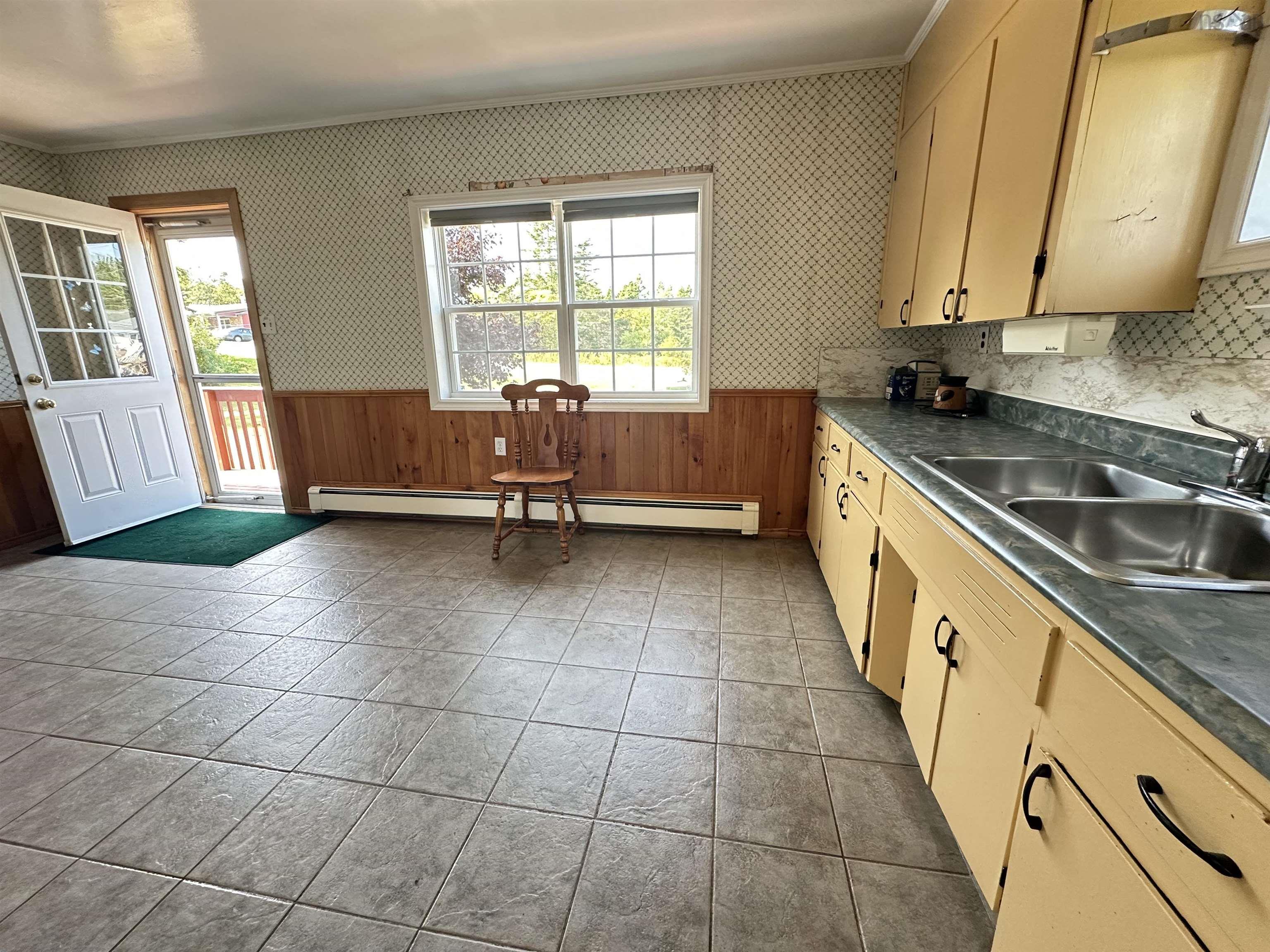 View image 9