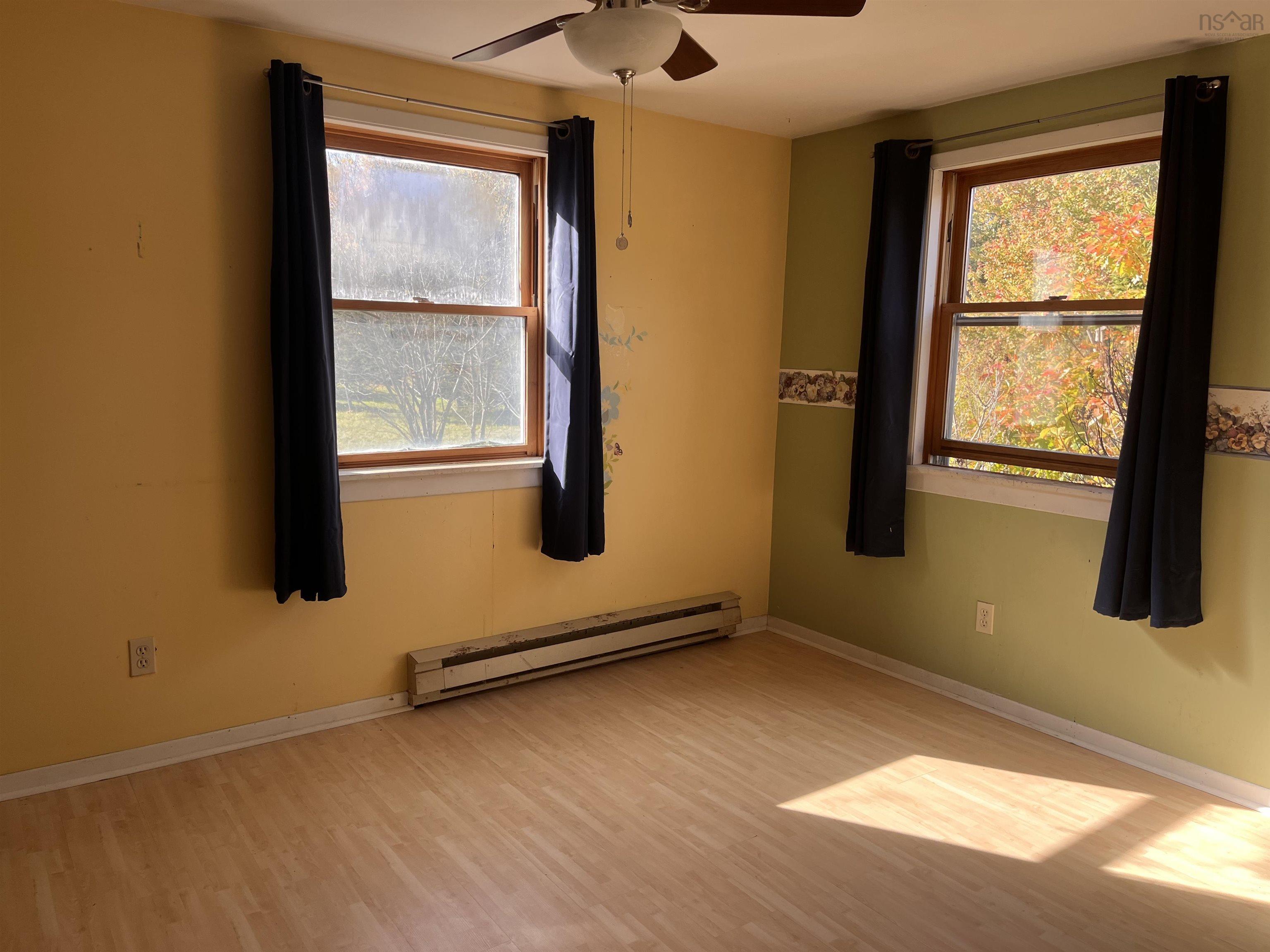 View image 16