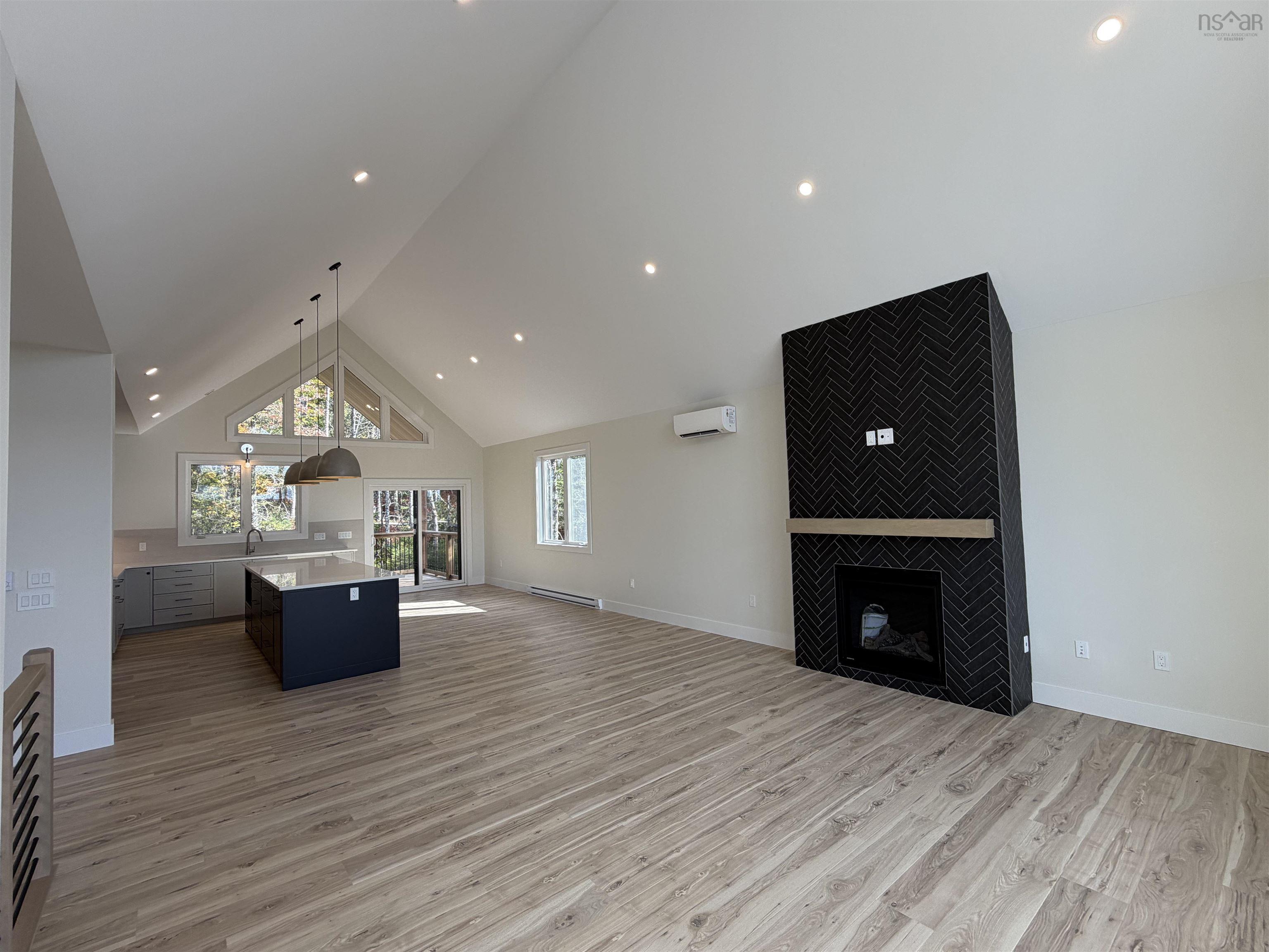 View image 12