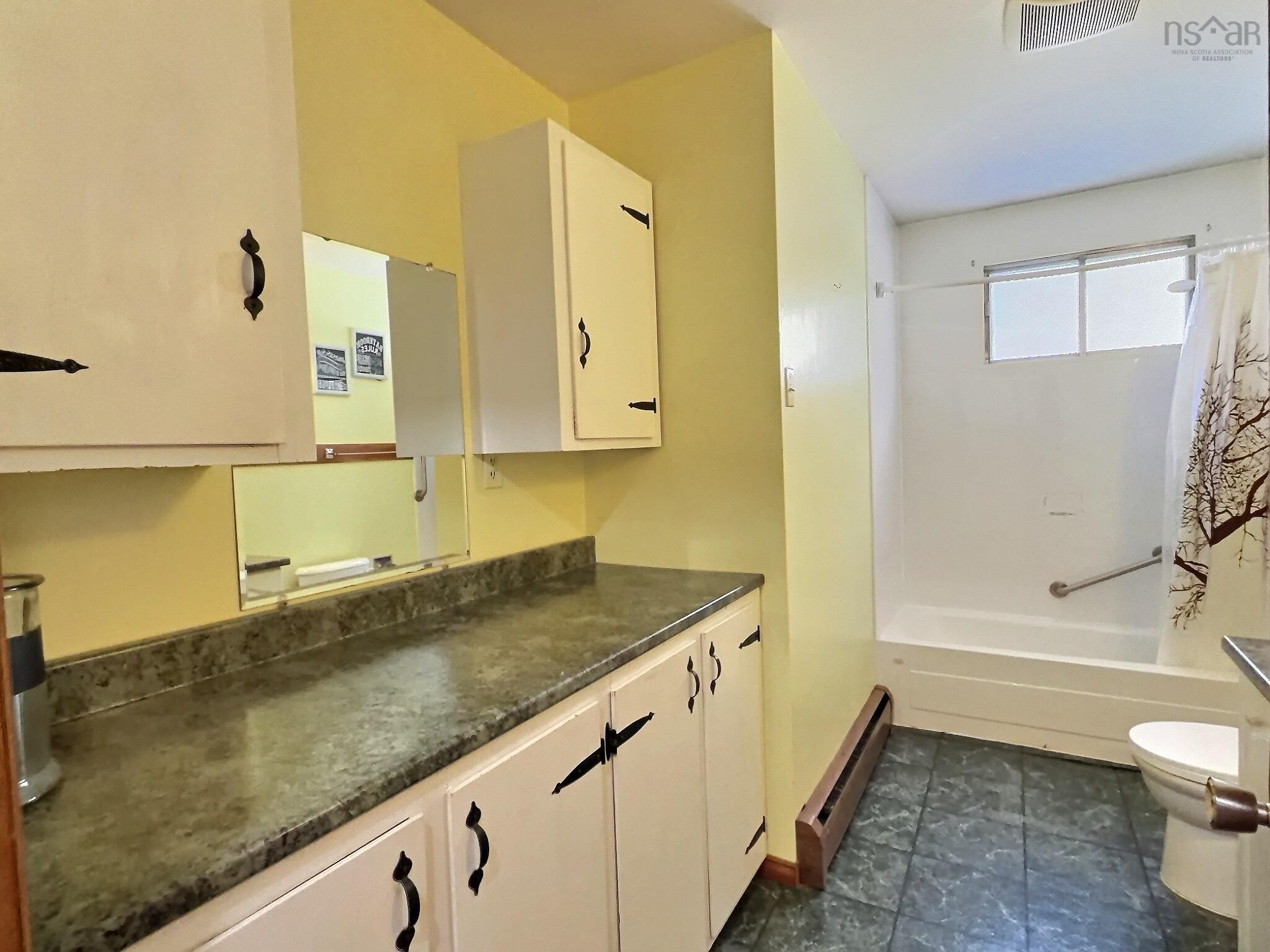 View image 11