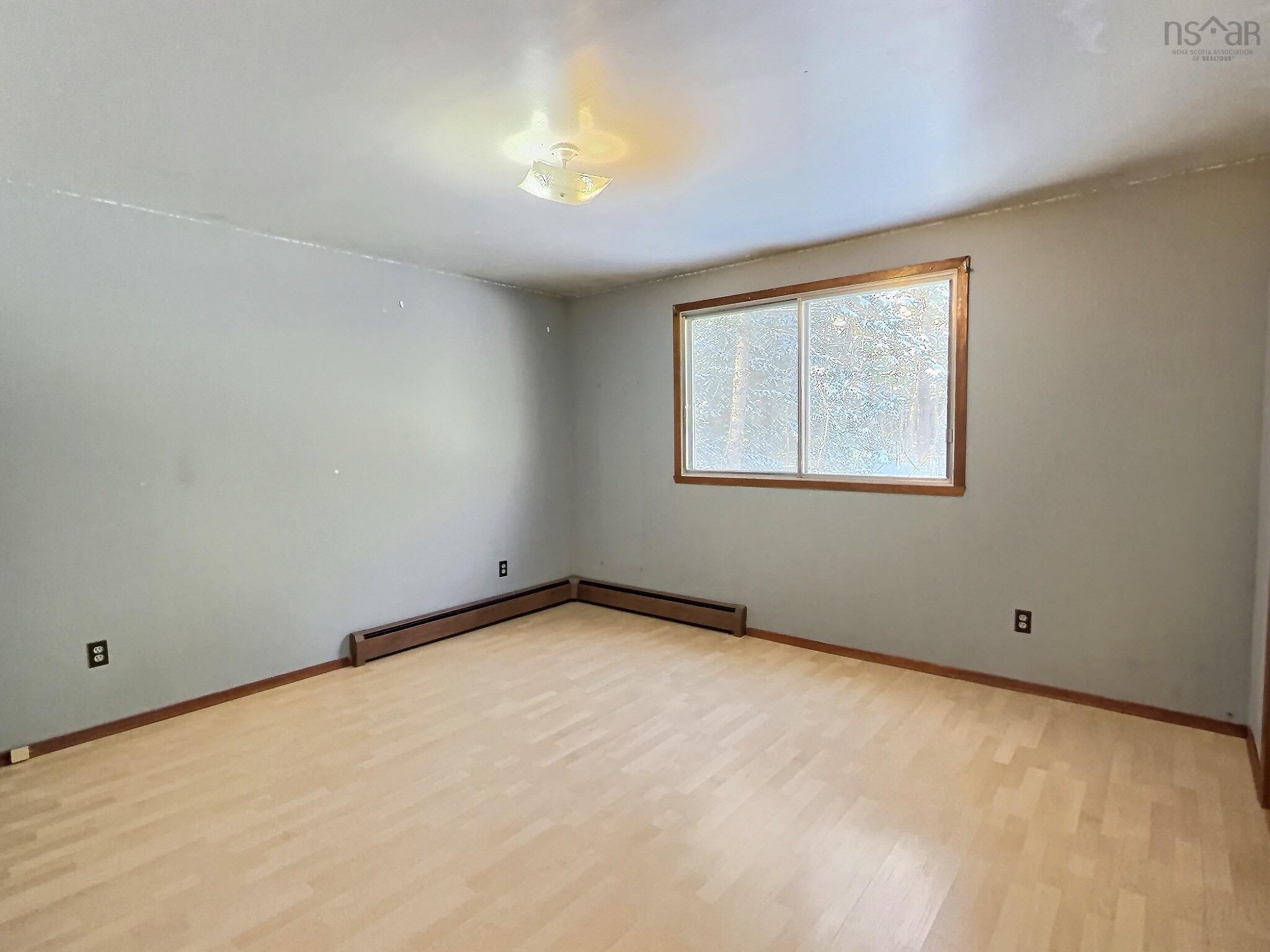 View image 12