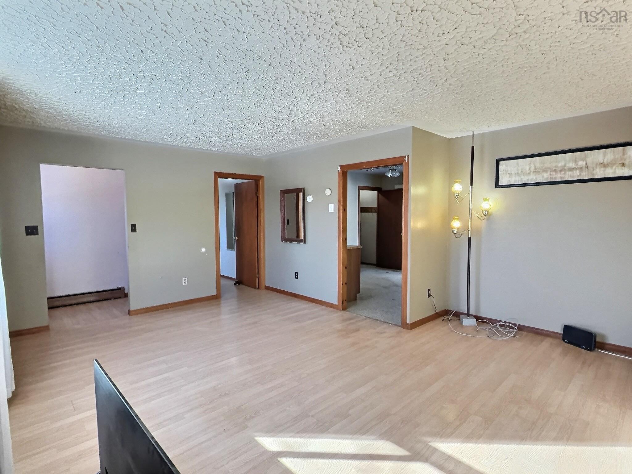 View image 9