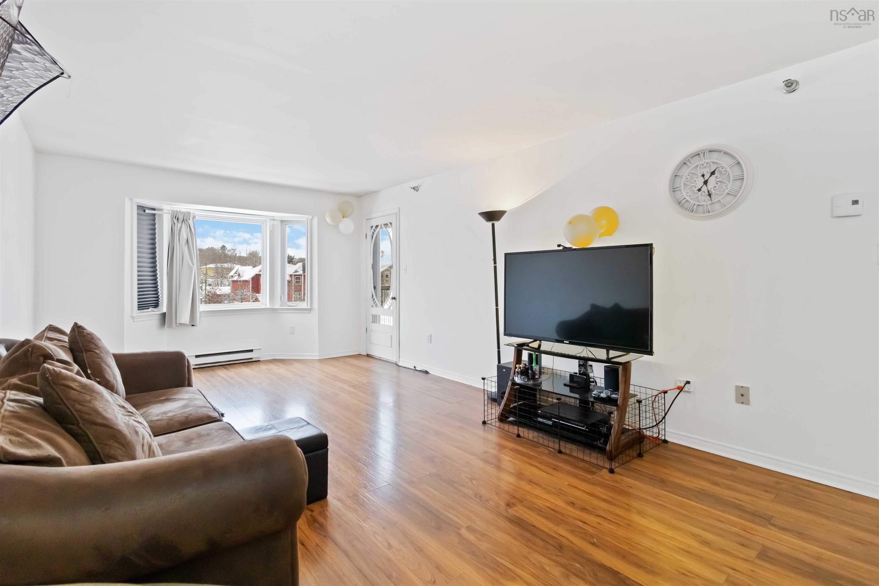 View image 8