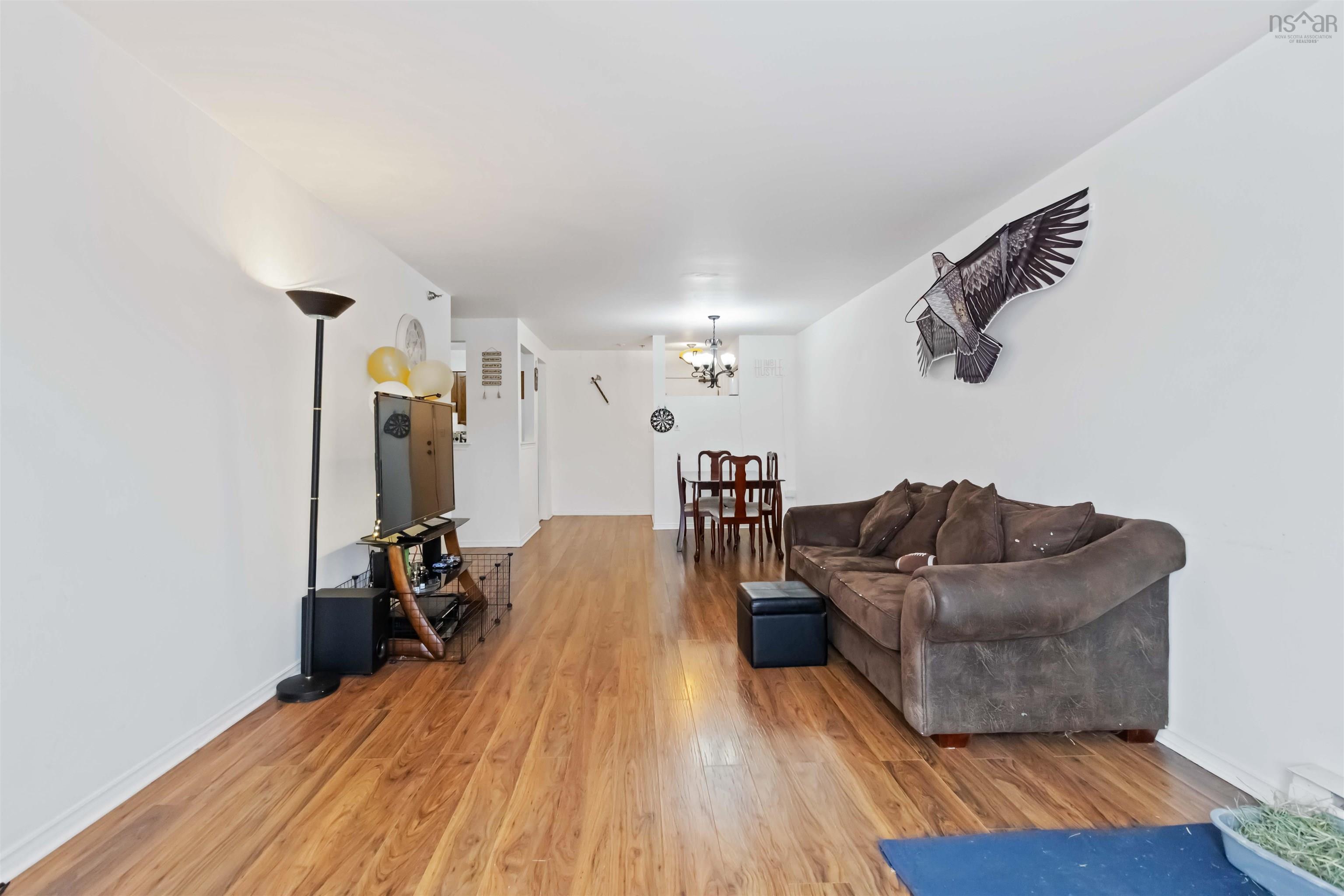 View image 9