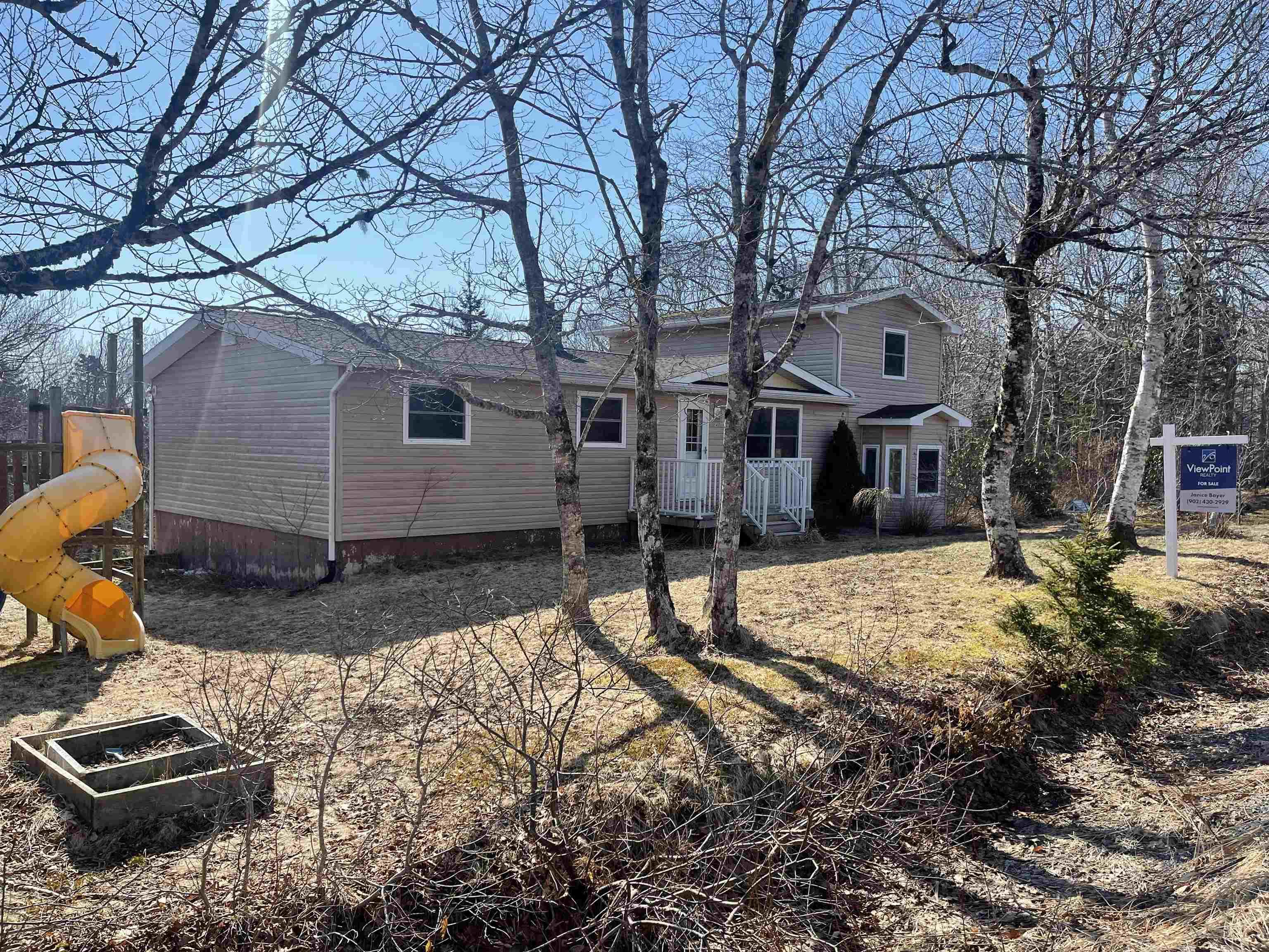 Thumbnail image for 14 Gordon Stewart Drive MLS<sup>®</sup> 202600757