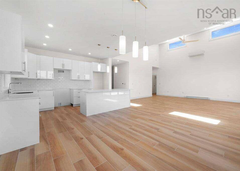 View image 12