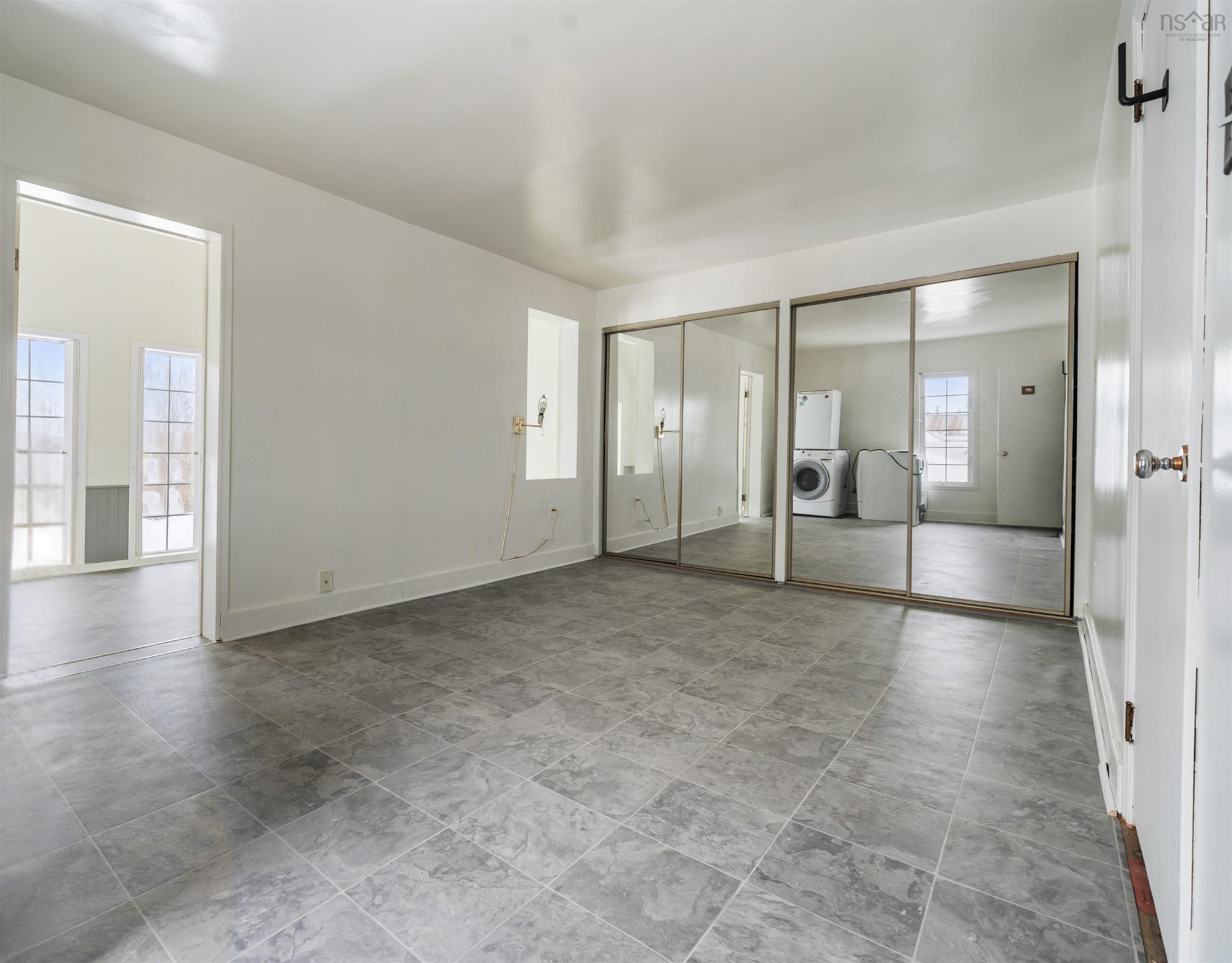 View image 19