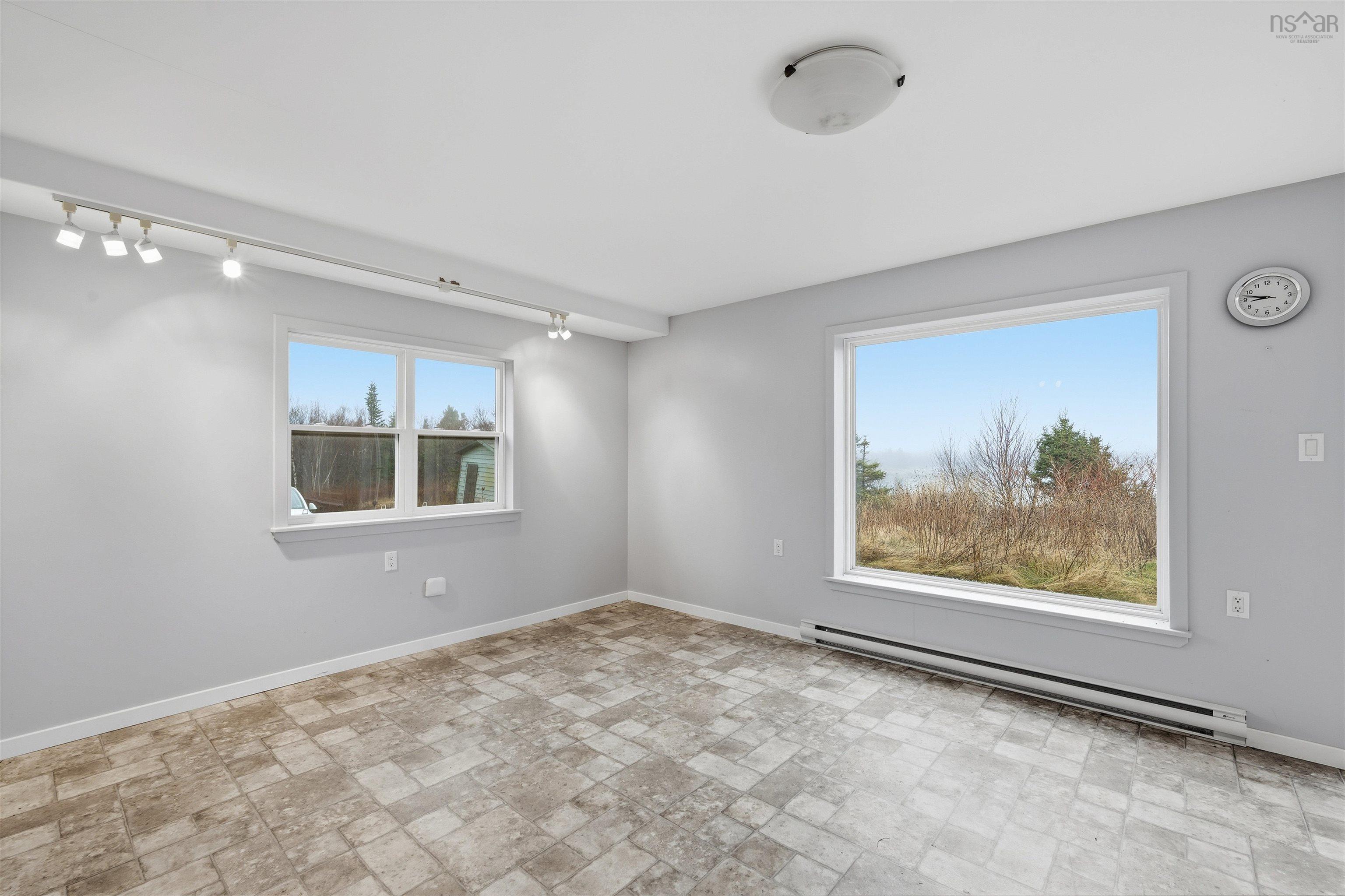 View image 11