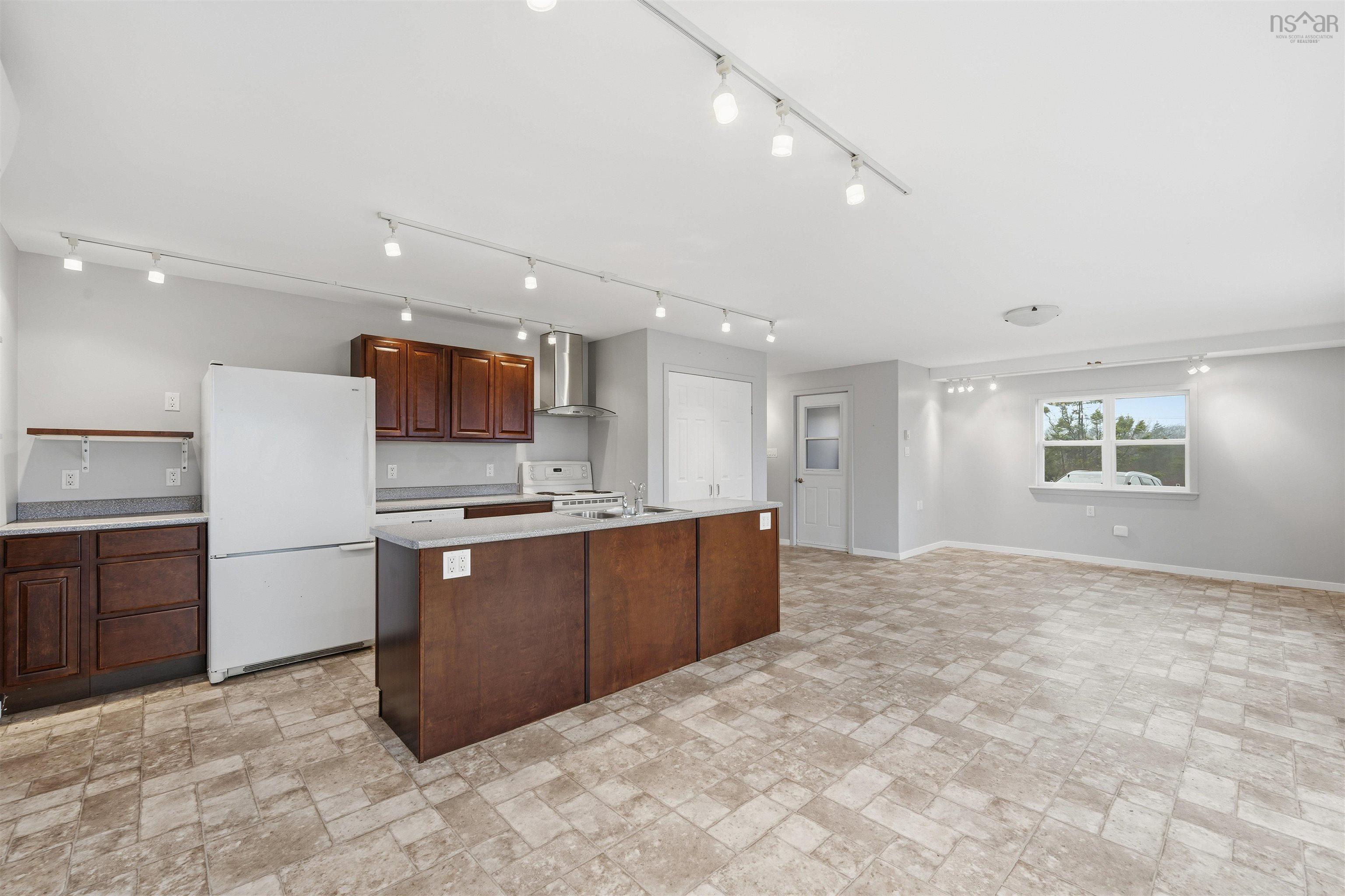 View image 8