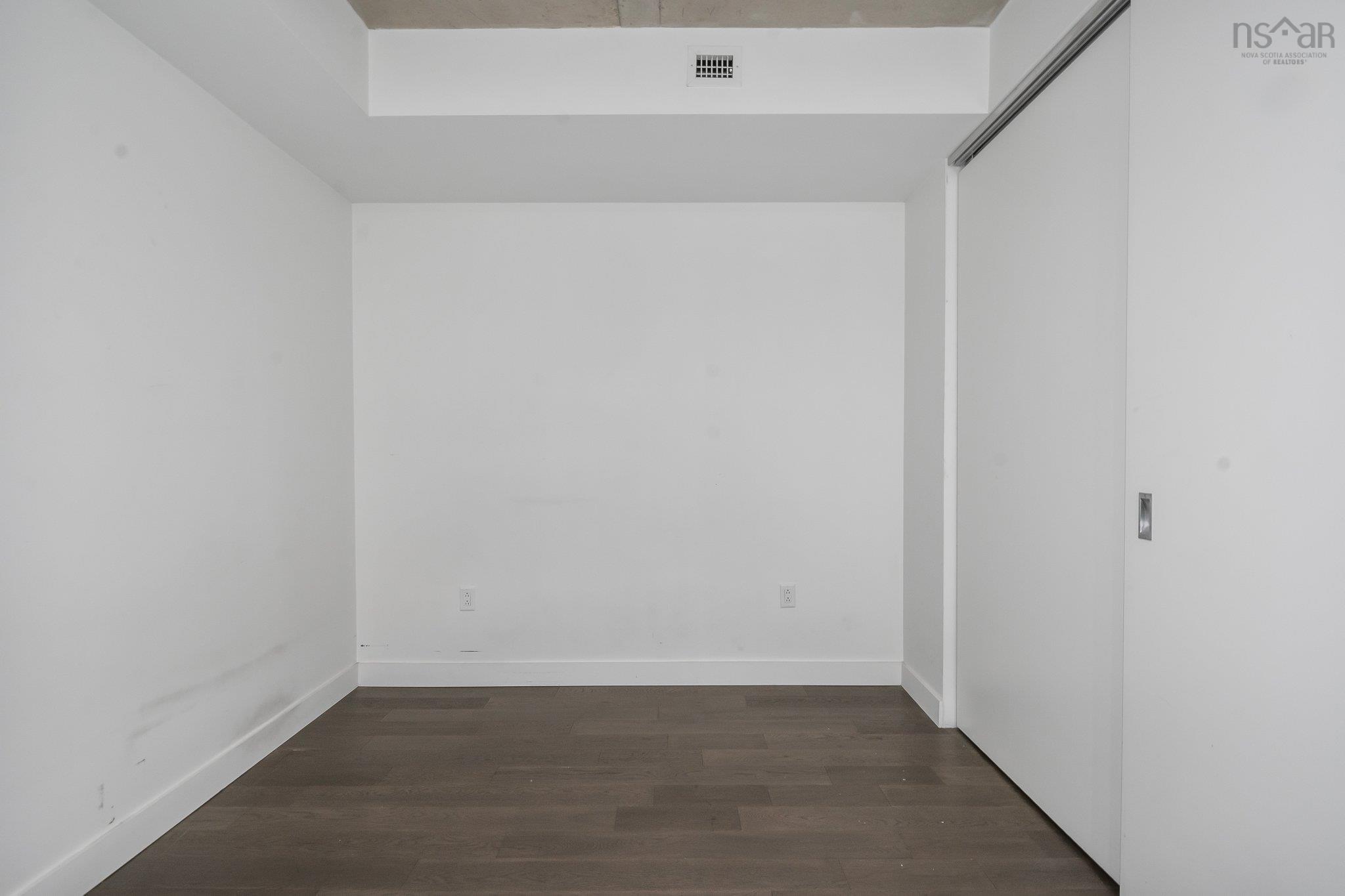 View image 7
