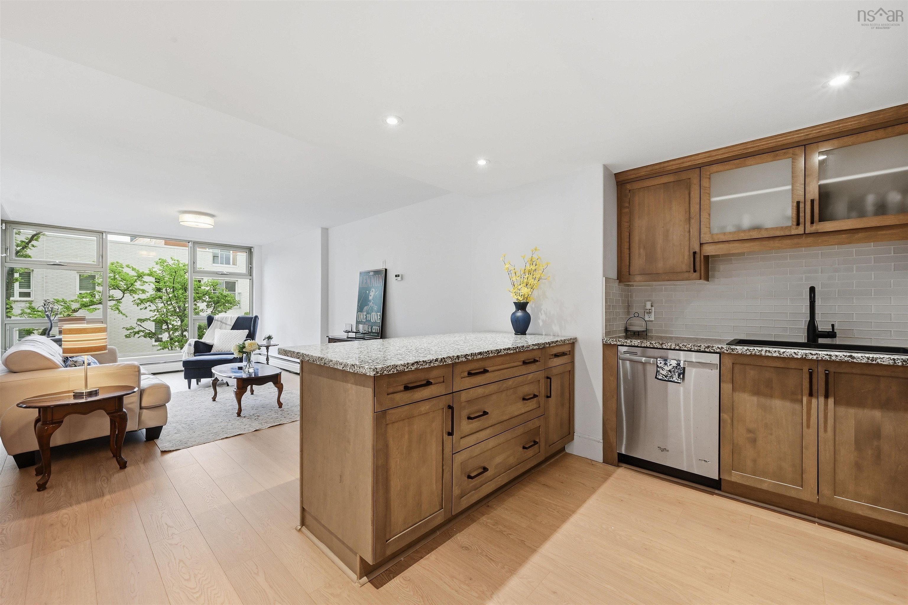 Thumbnail image for 402 6369 Coburg Road MLS<sup>®</sup> 202615777