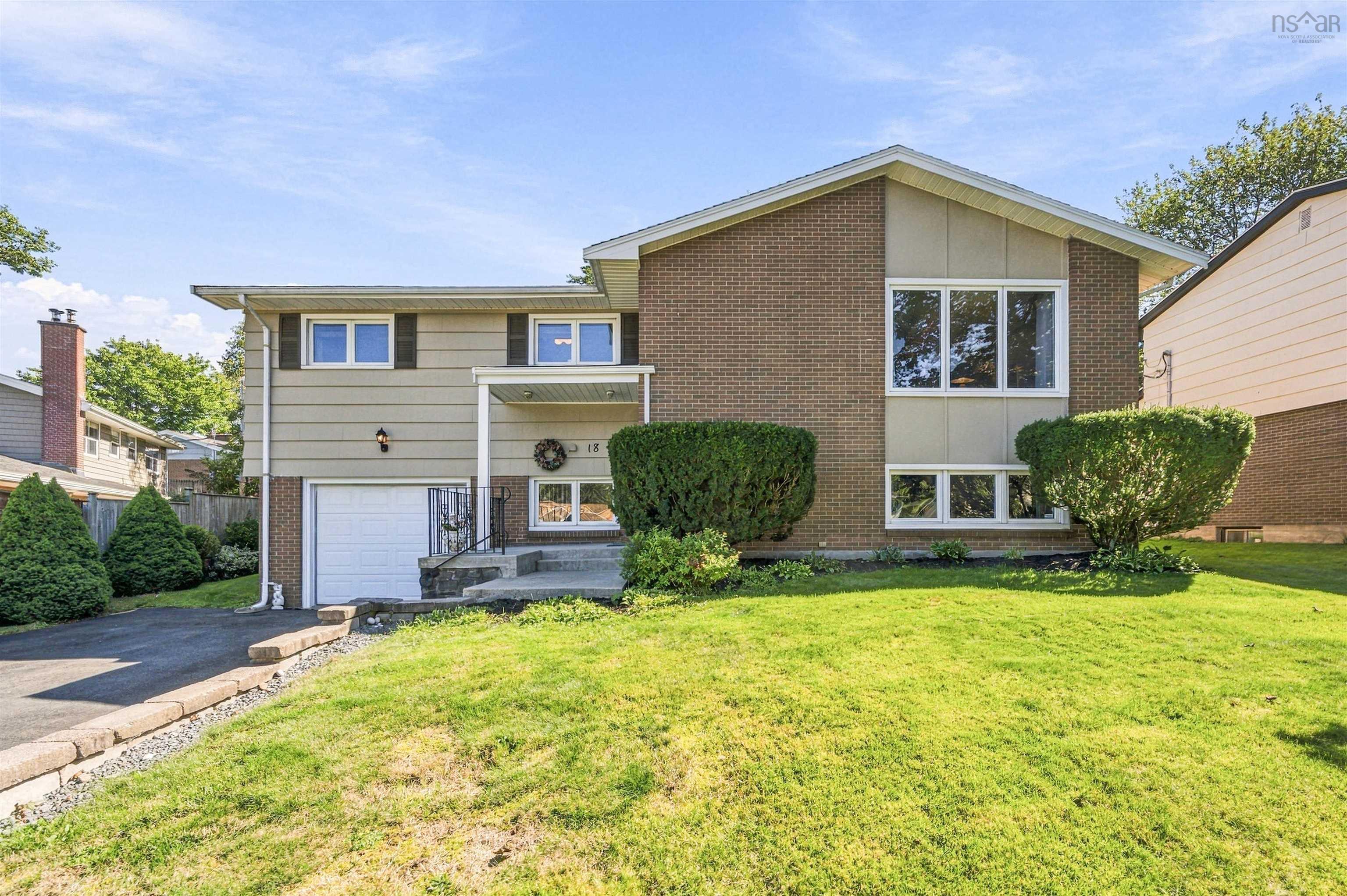 Thumbnail image for 18 Northcliffe Lane MLS<sup>®</sup> 202625079
