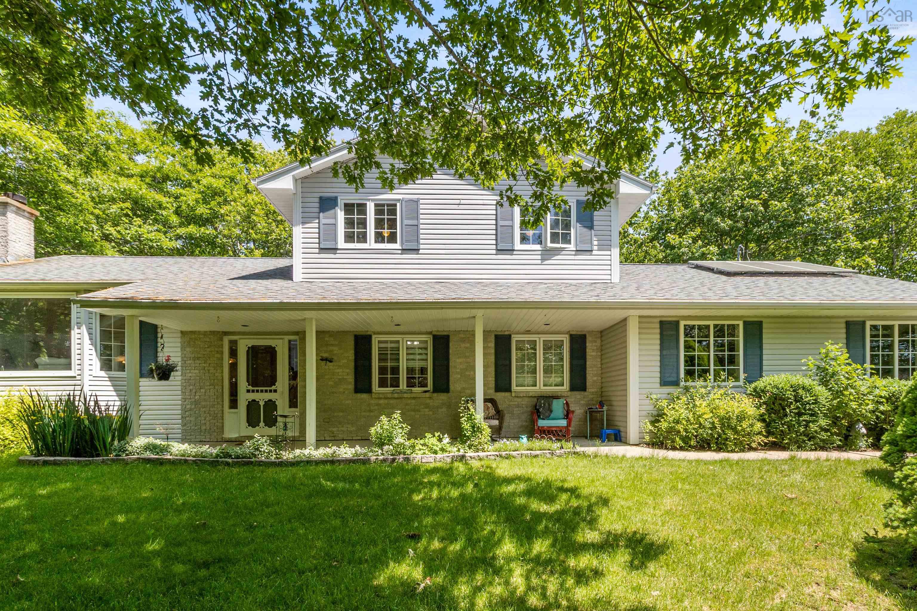 Thumbnail image for 99 Stone Mount Drive MLS<sup>®</sup> 202515152