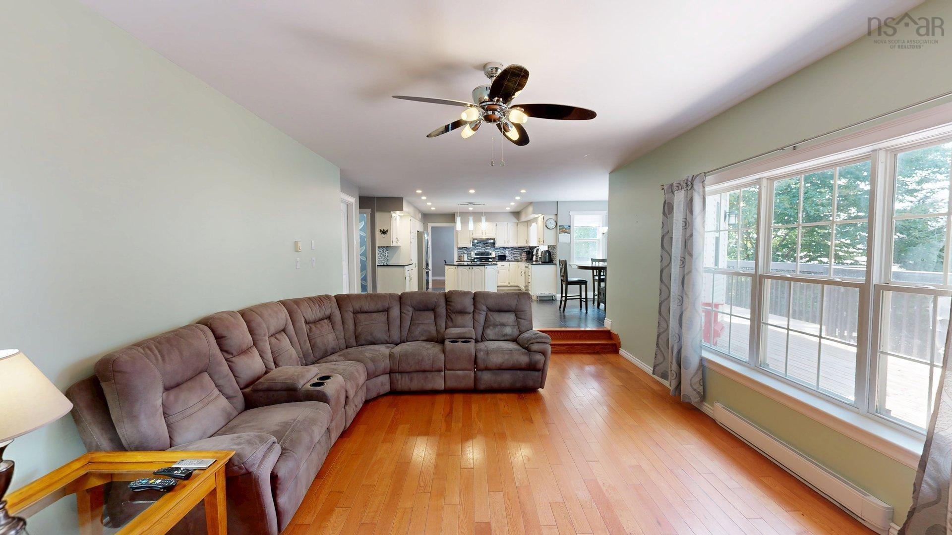 View image 6