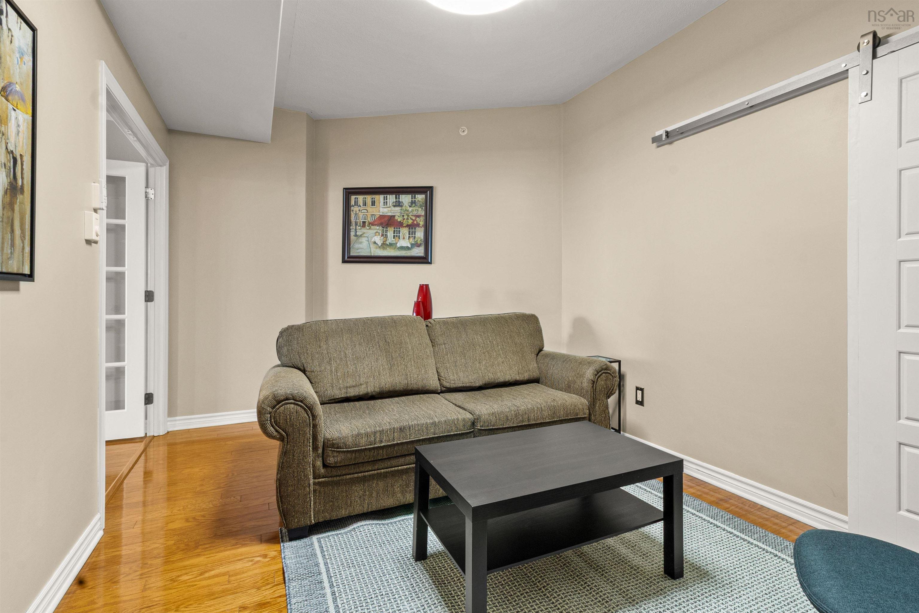 View image 11