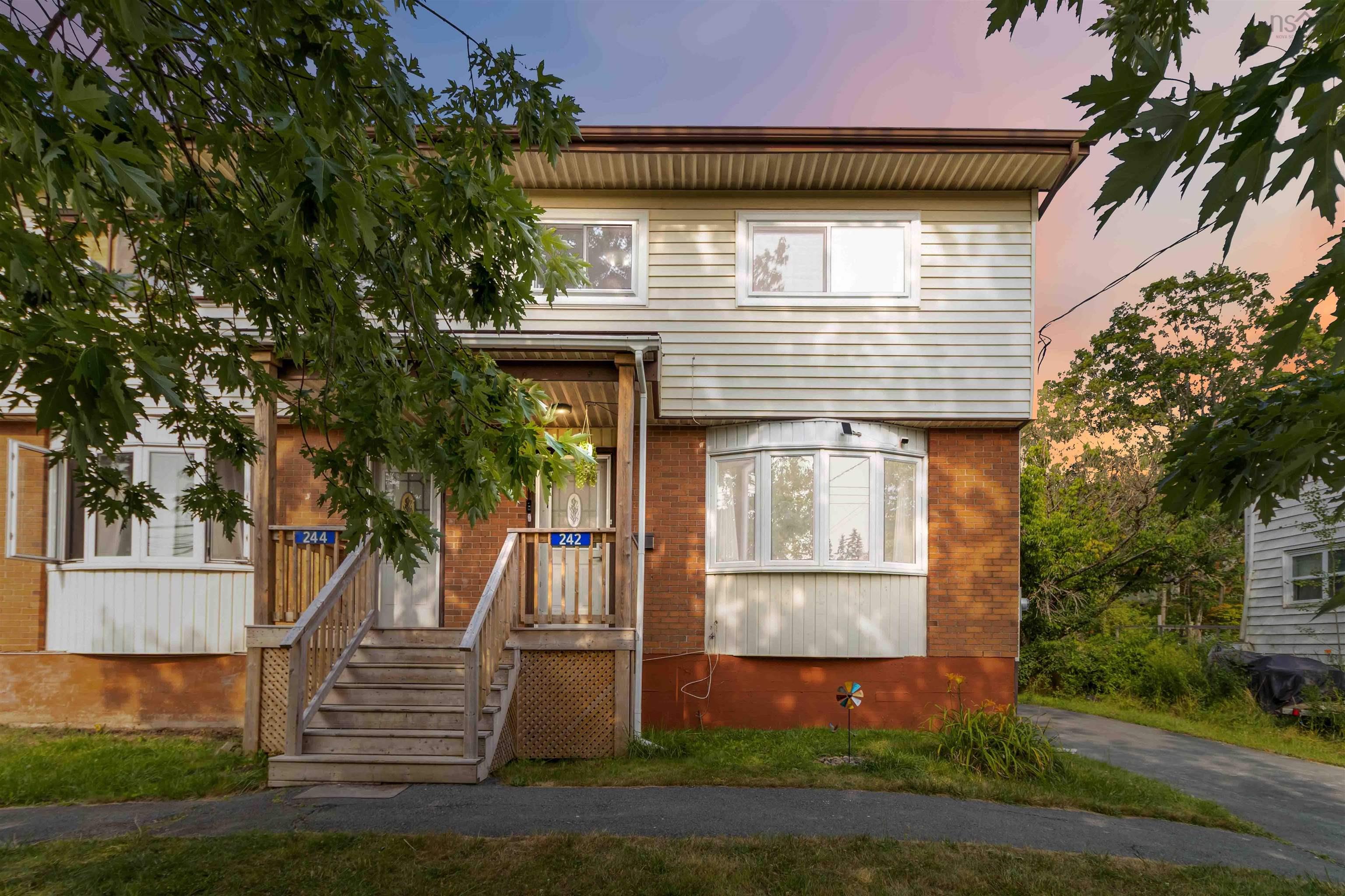 Thumbnail image for 242 Spring Avenue MLS<sup>®</sup> 202520485