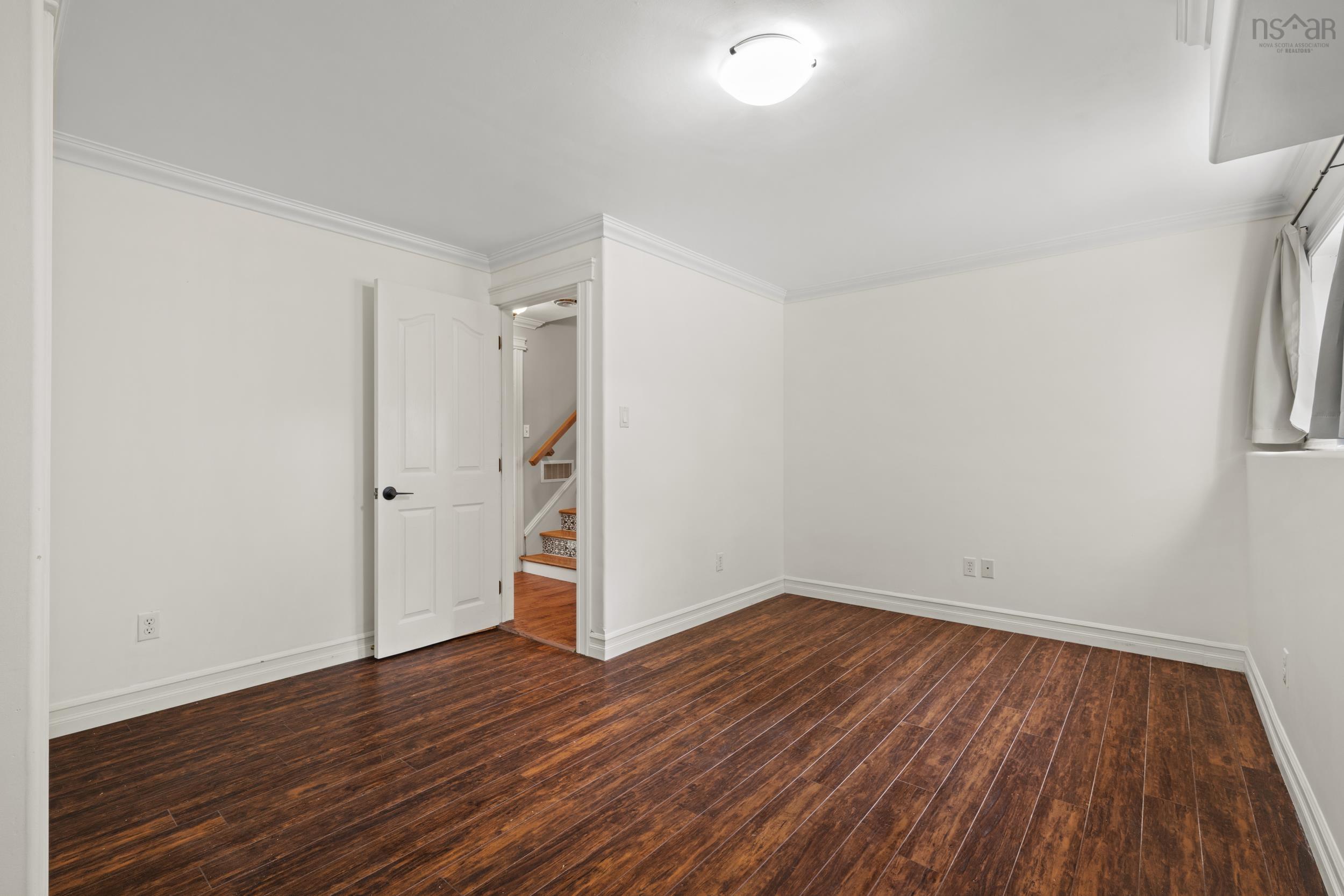 View image 25
