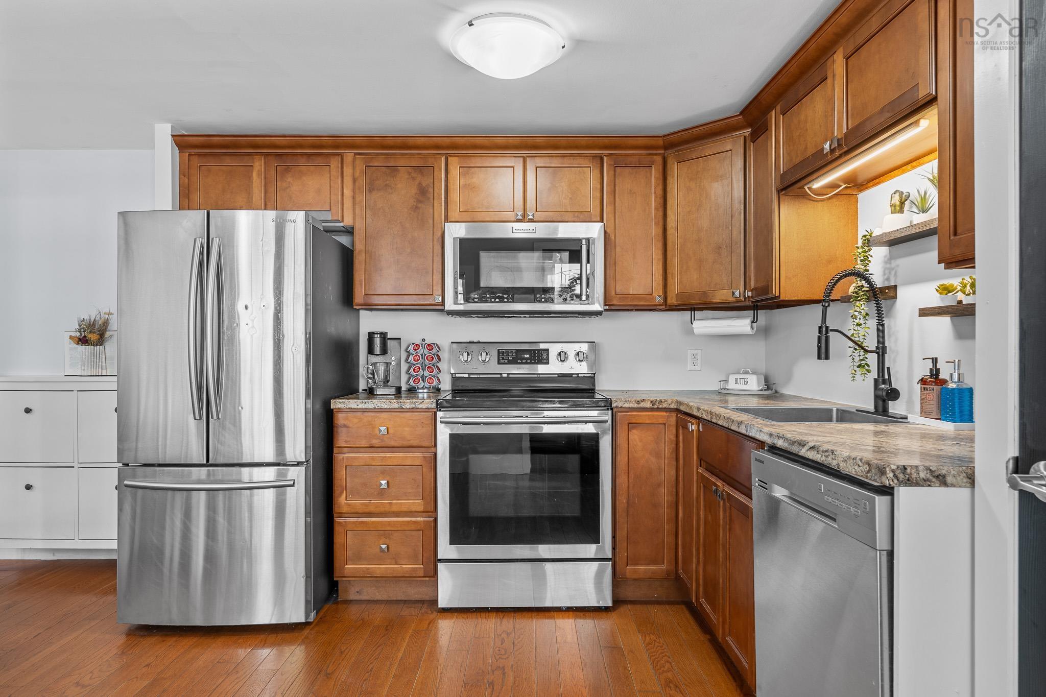 View image 12