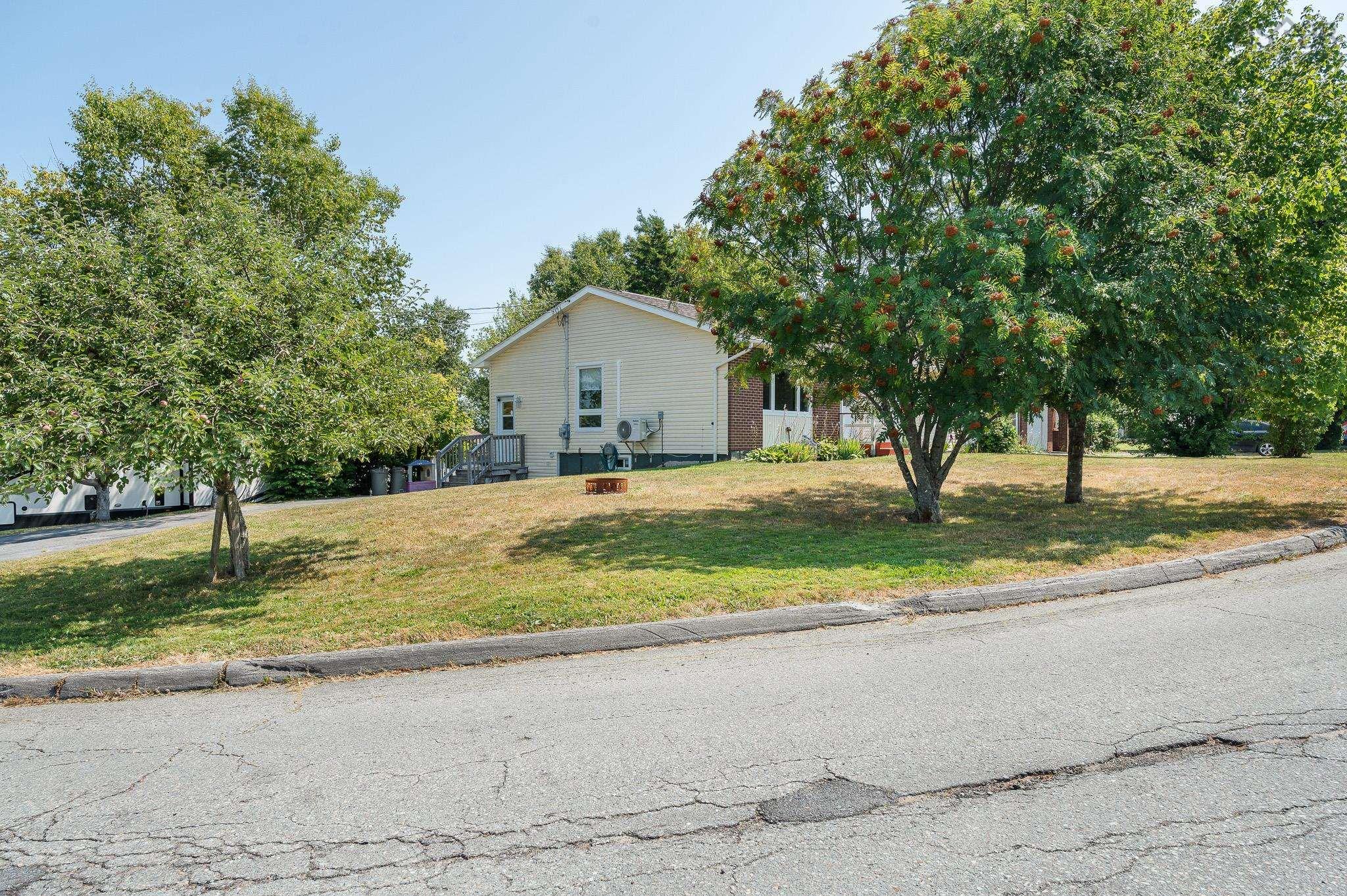 View image 12
