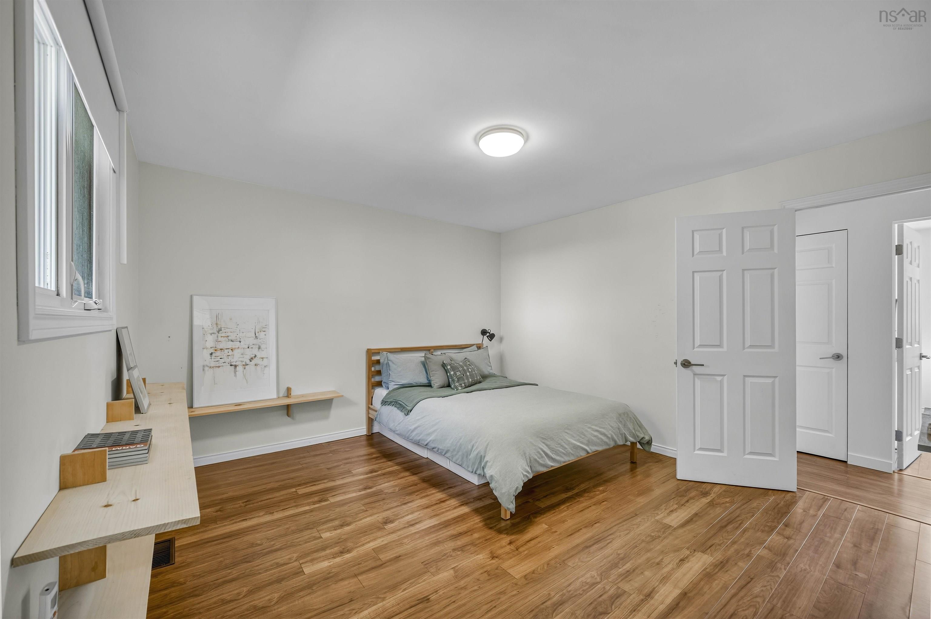 View image 18