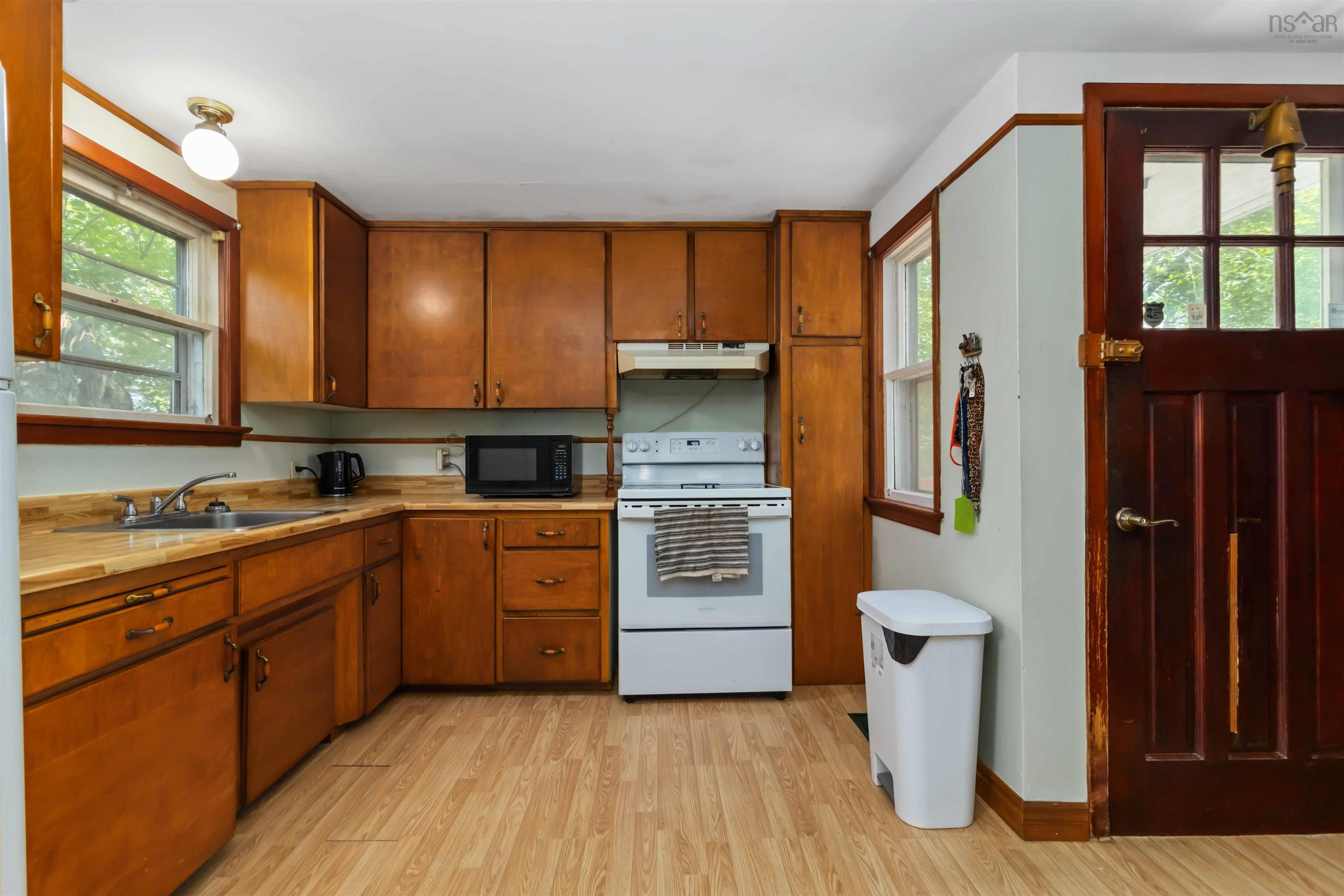 View image 8