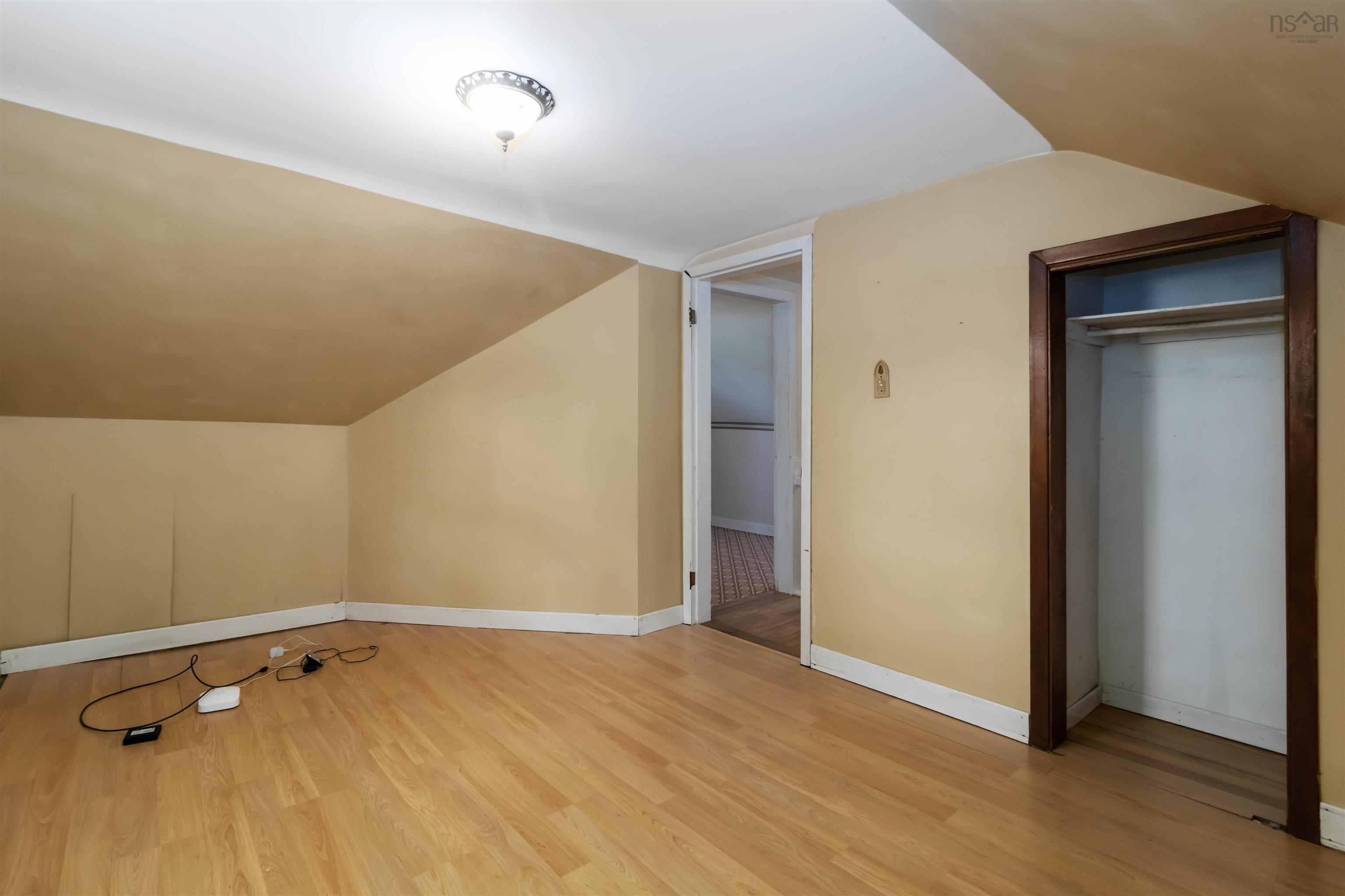 View image 19