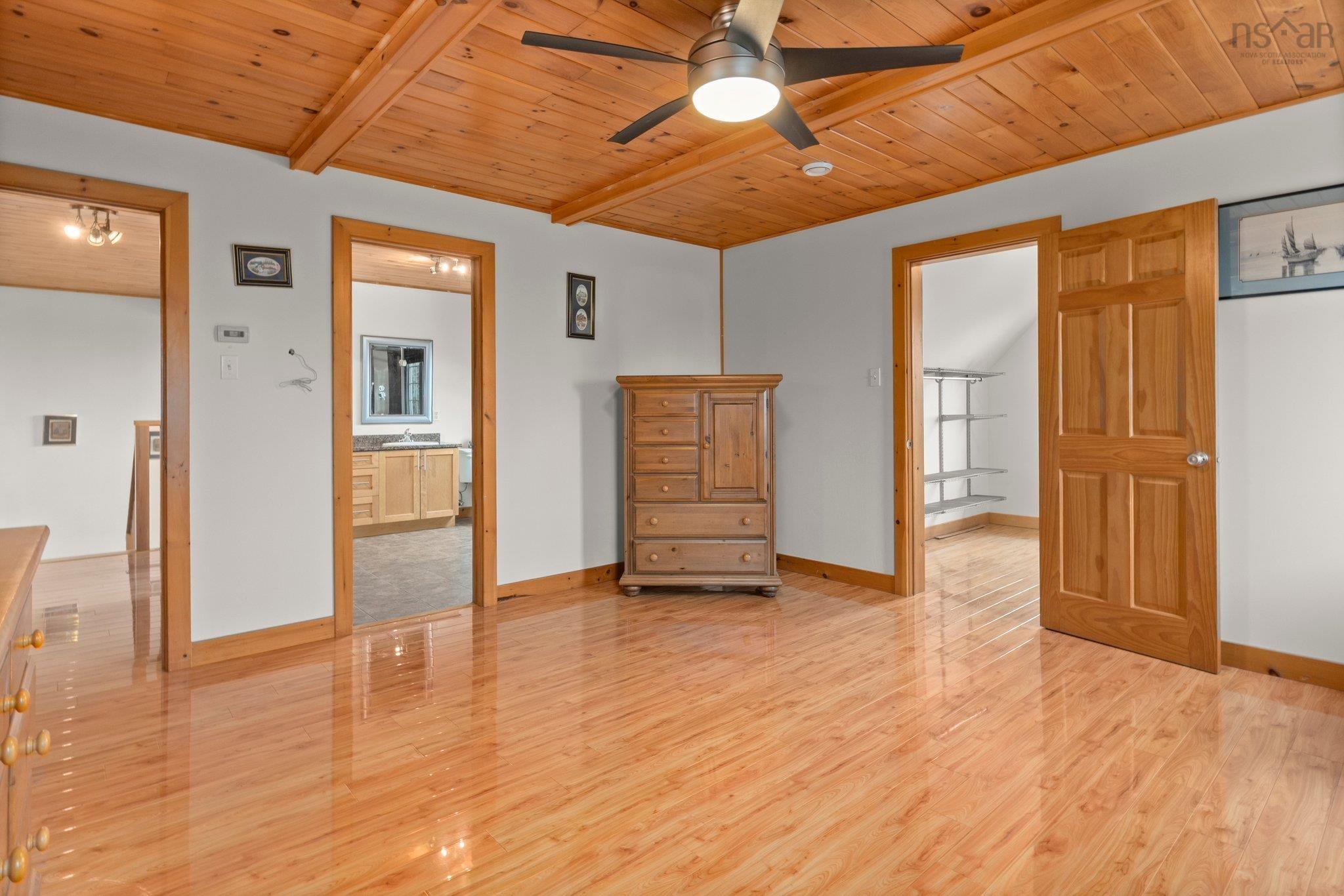 View image 17