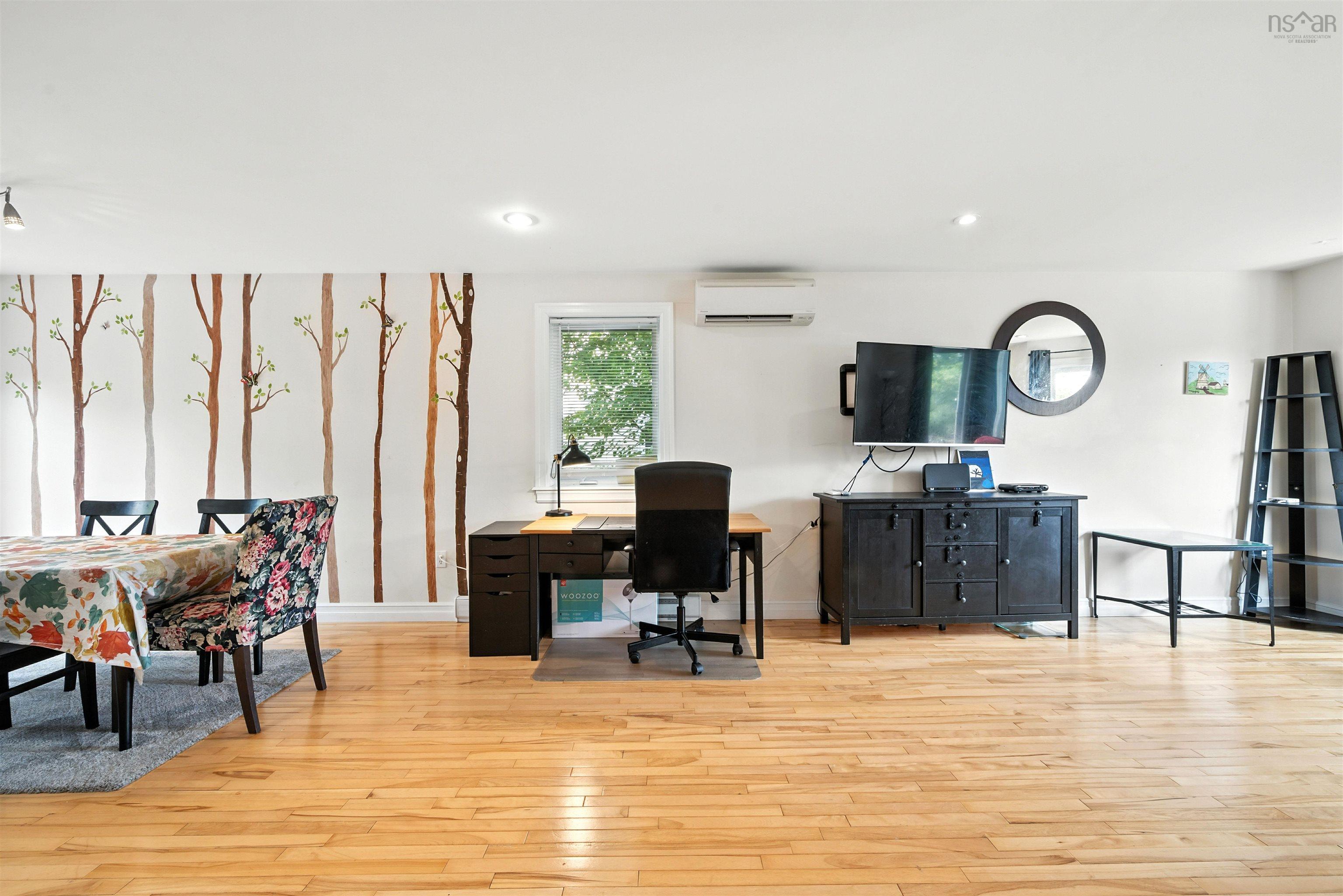 View image 18