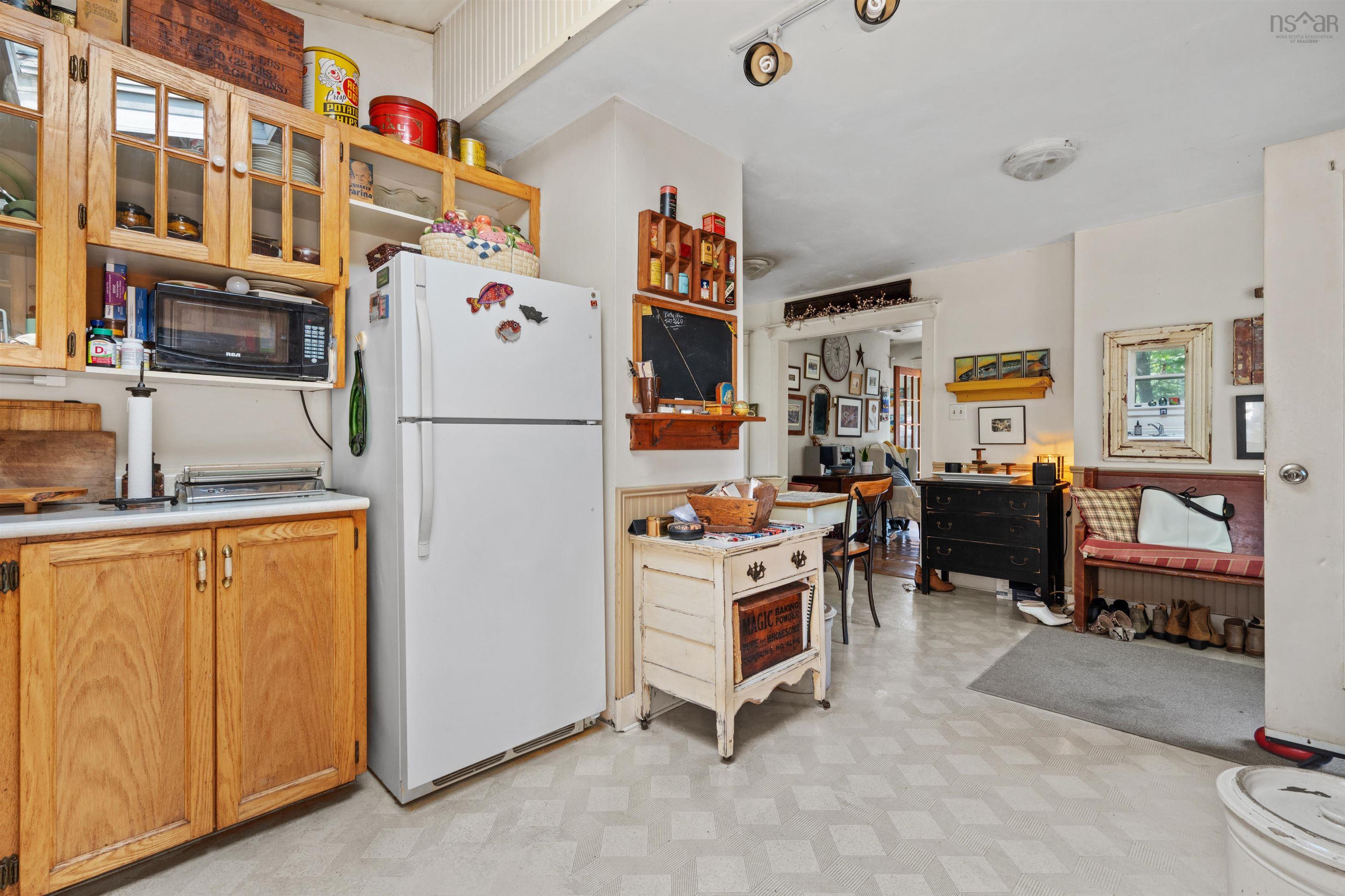 View image 9