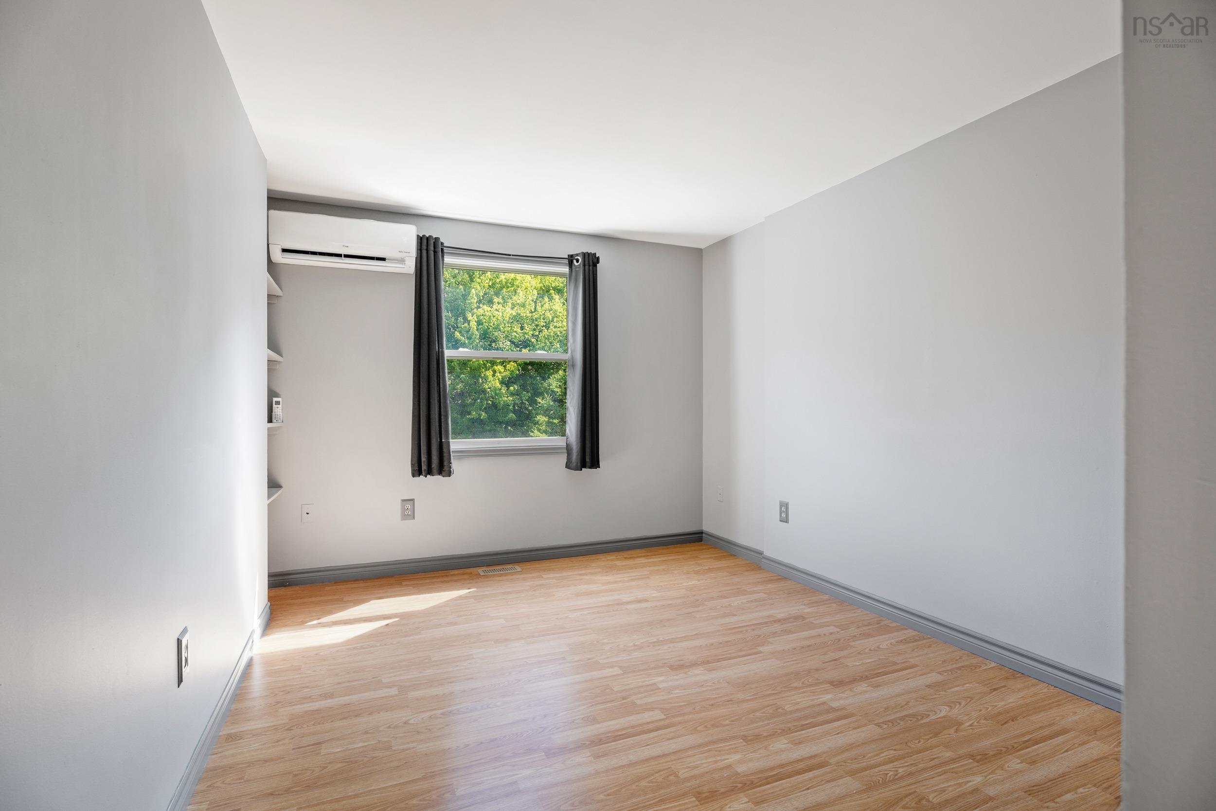 View image 18