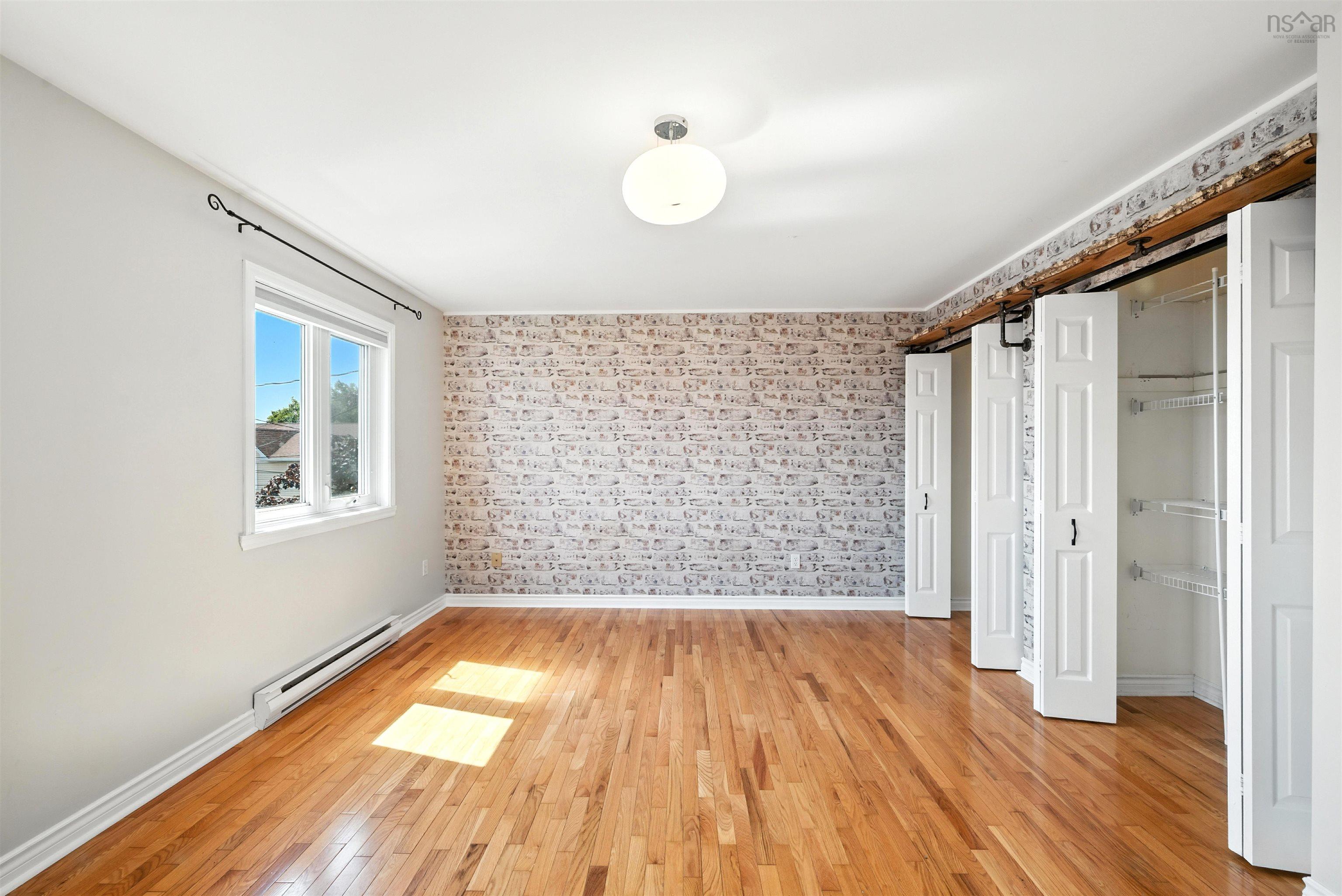 View image 19