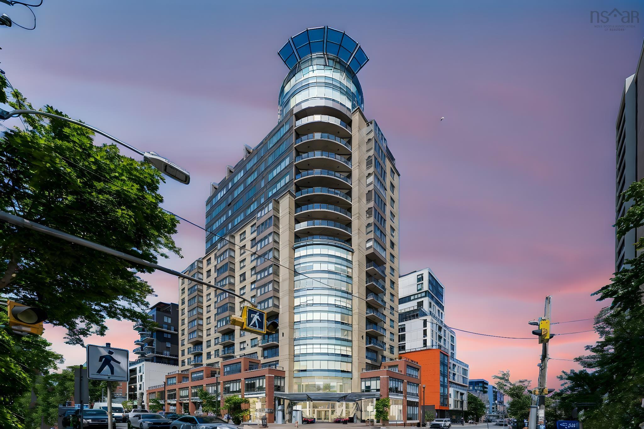 Thumbnail image for 303 1445 South Park Street MLS<sup>®</sup> 202520581
