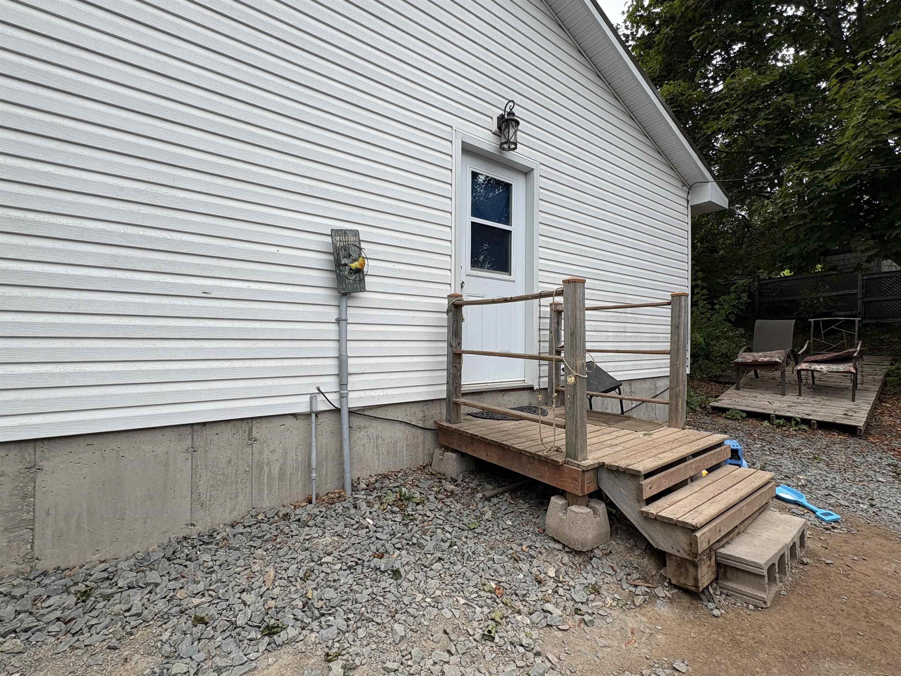 View image 16