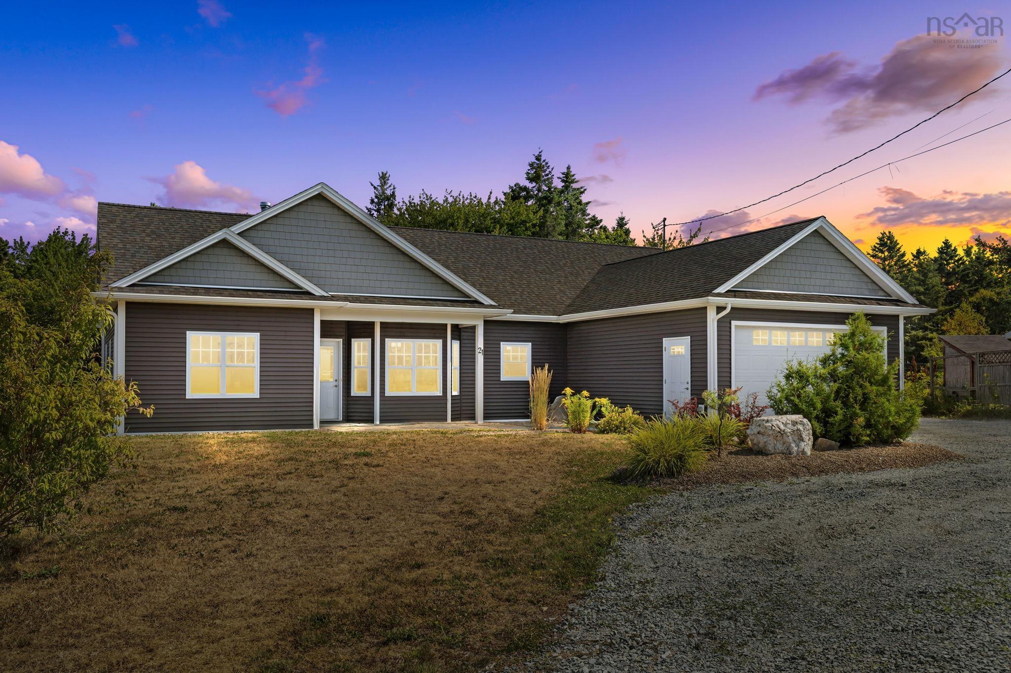 Thumbnail image for 21 Prospectors Loop MLS<sup>®</sup> 202520607
