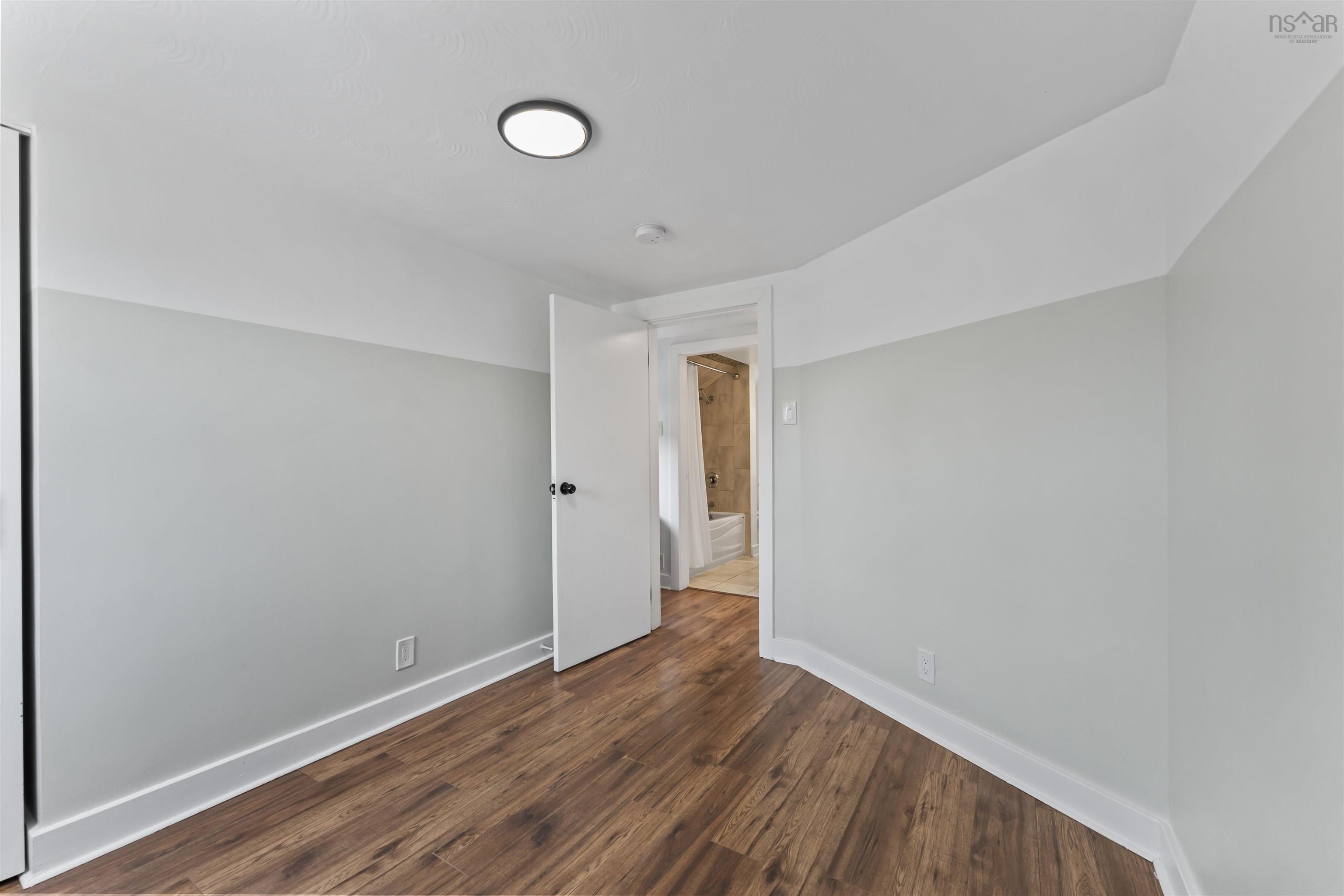 View image 19