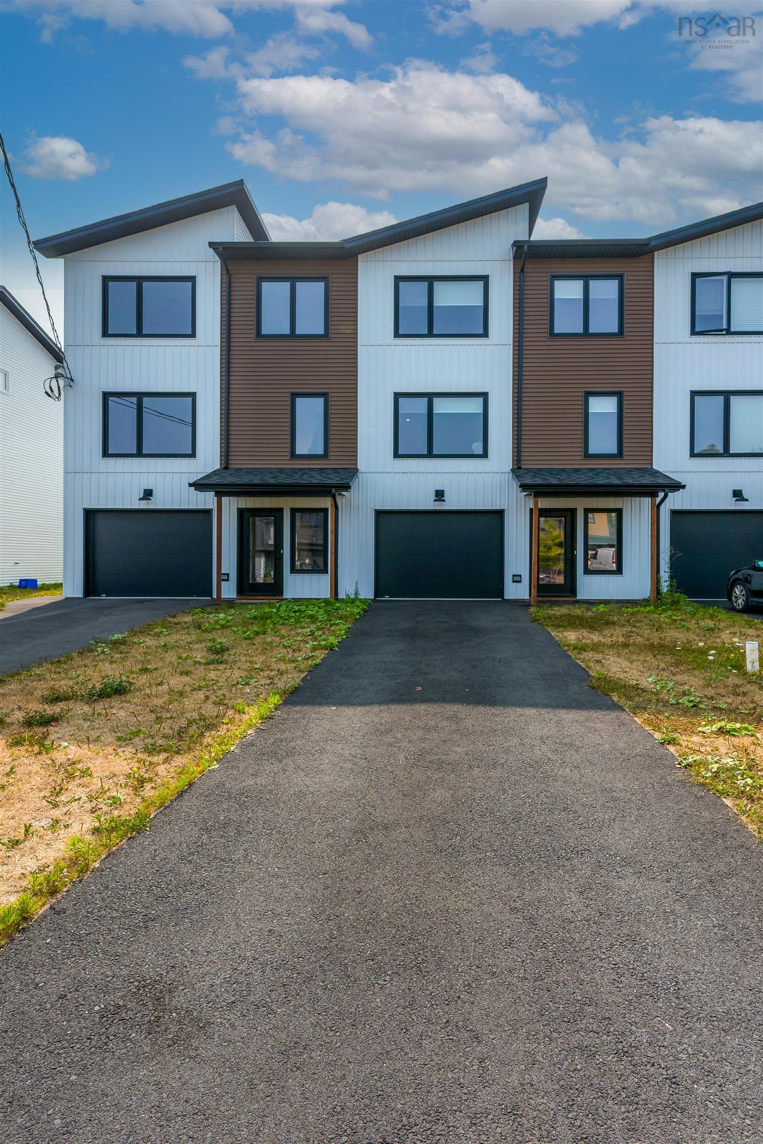 Thumbnail image for 124 Tyler Street MLS<sup>®</sup> 202520660