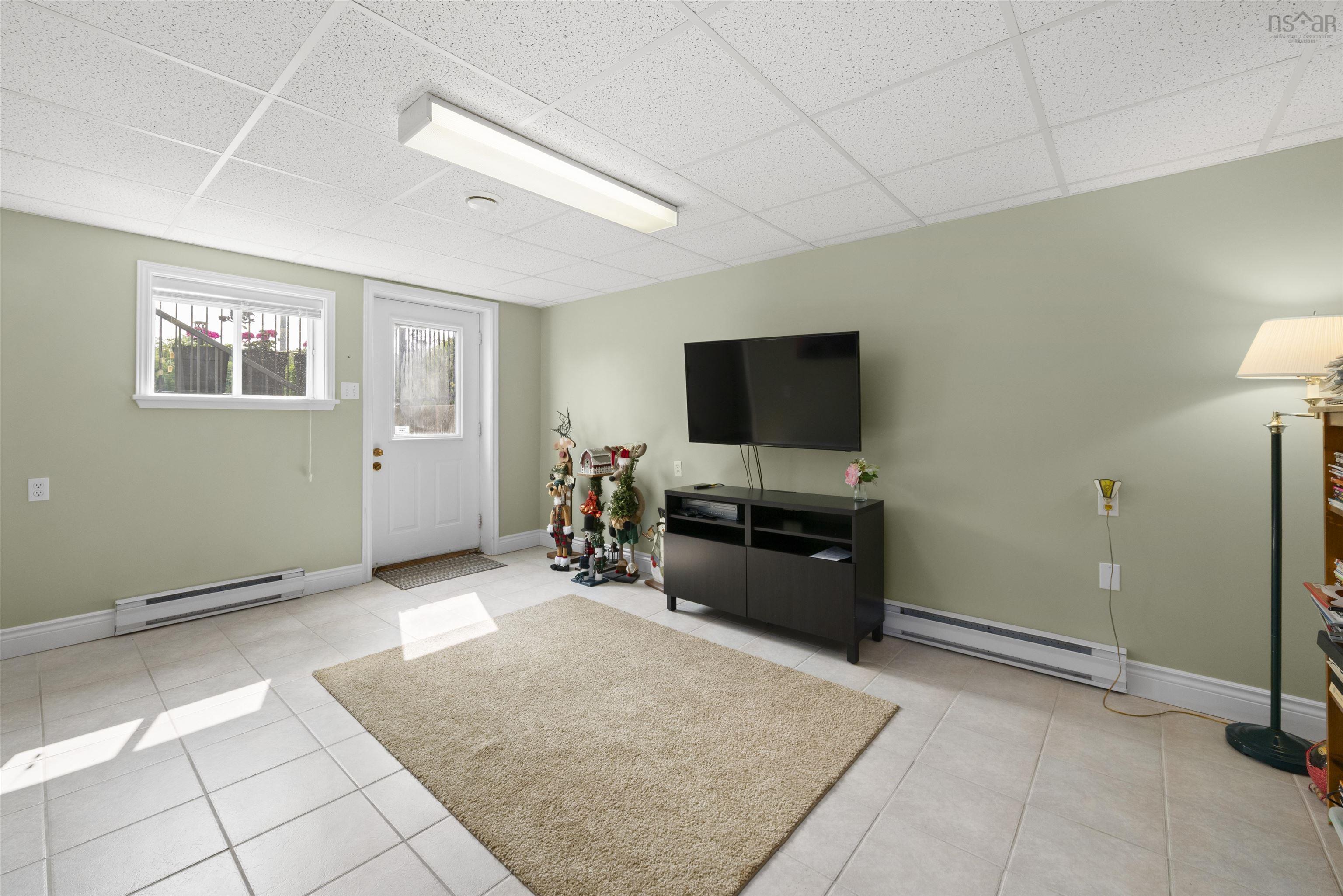 View image 33