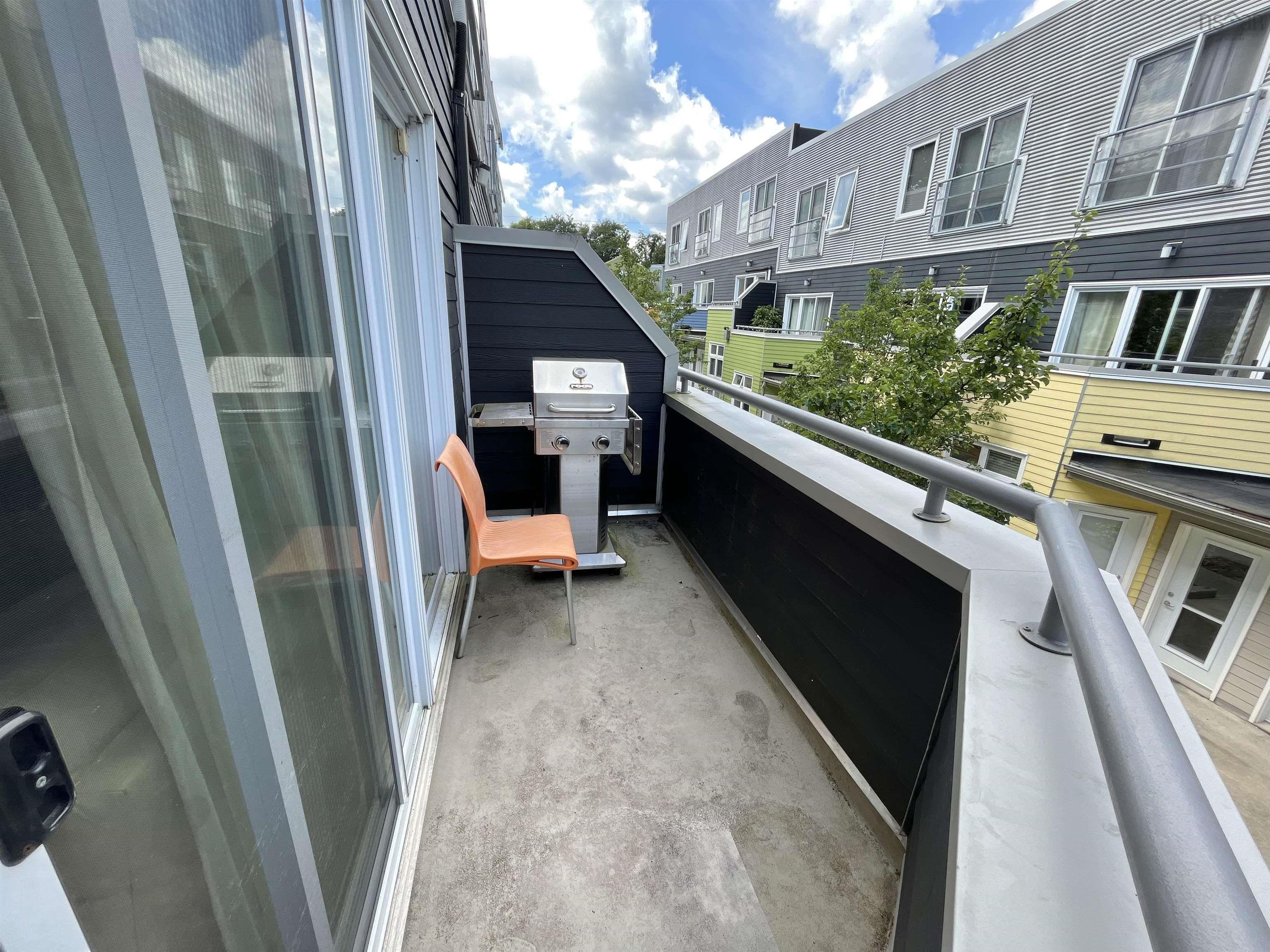 View image 9