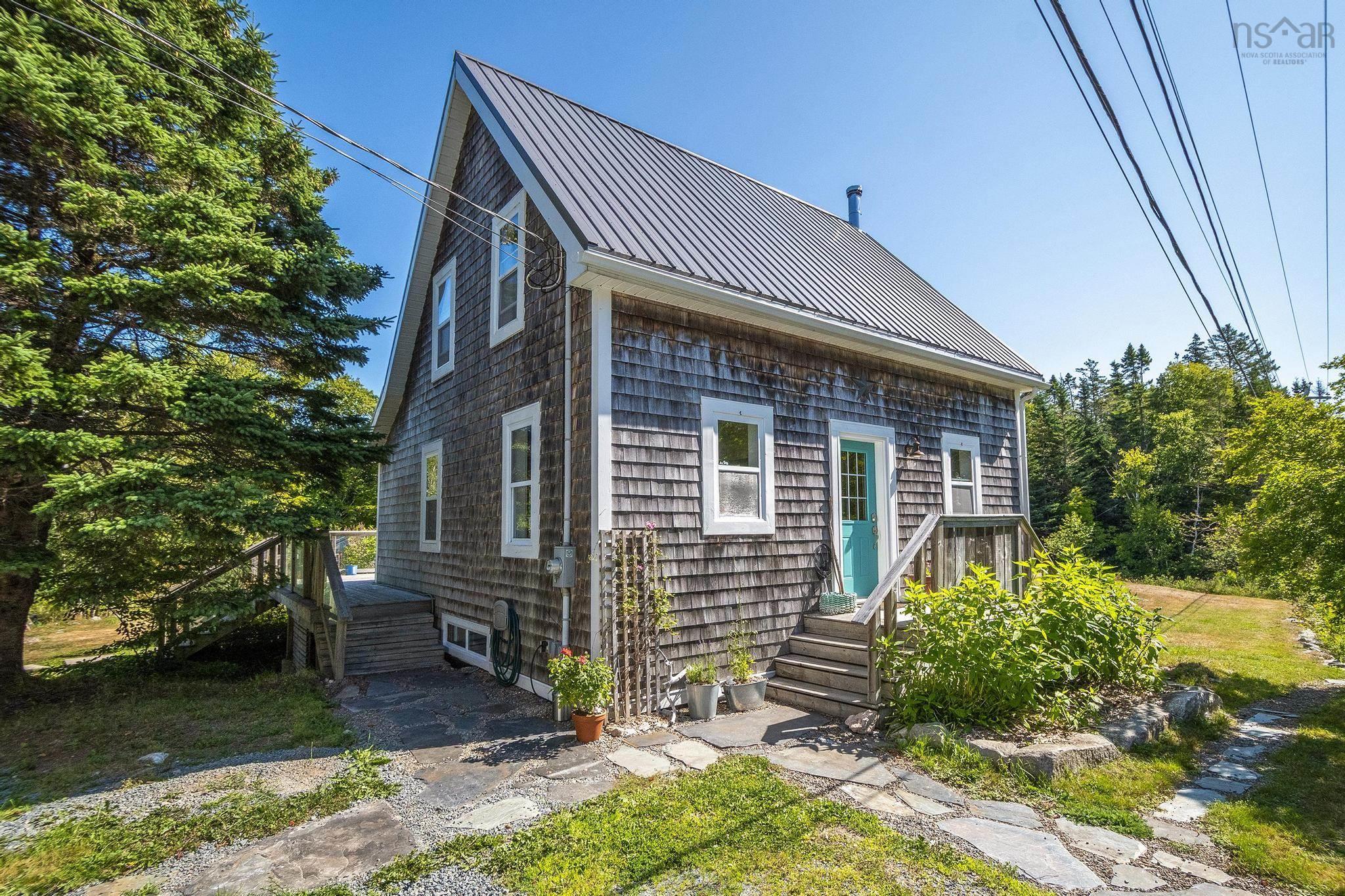 Thumbnail image for 67 Pauls Point Road MLS<sup>®</sup> 202520677