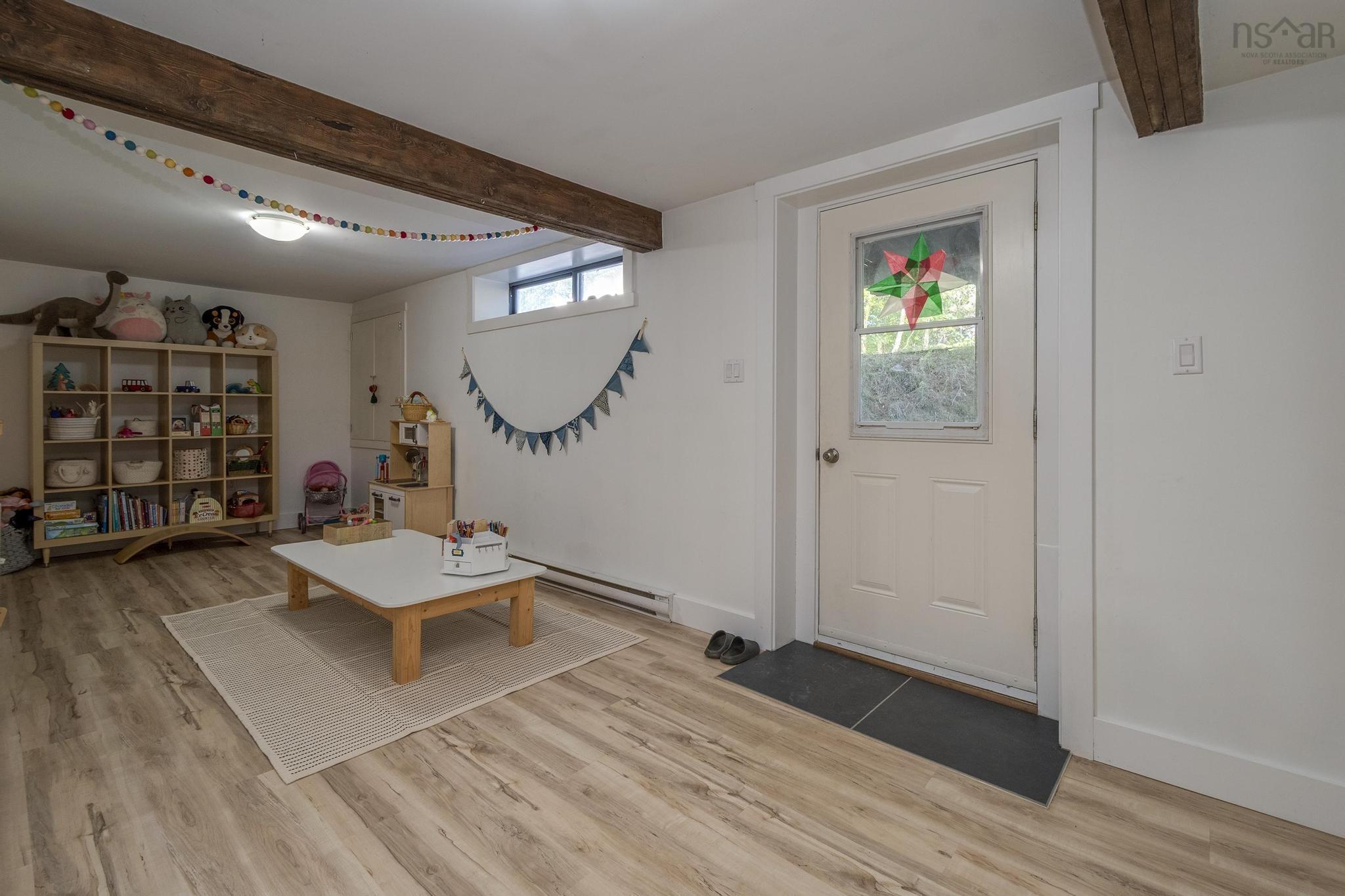 View image 10