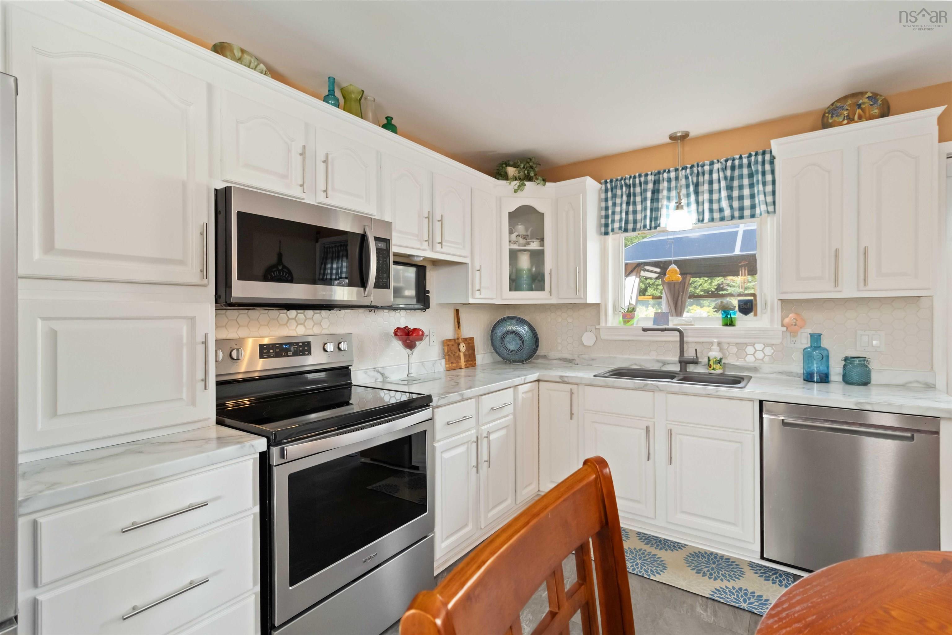 View image 18