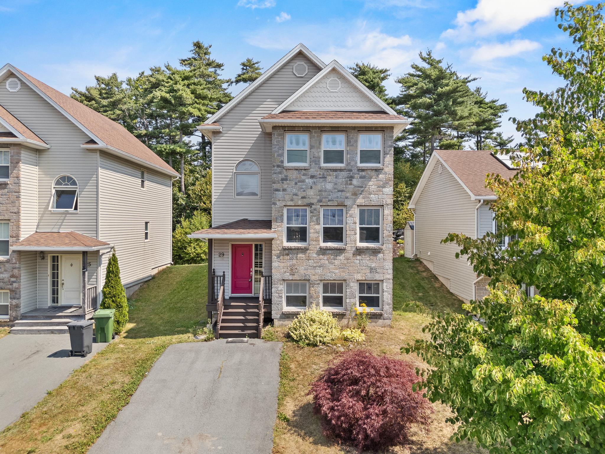 Thumbnail image for 29 Promise Grove MLS<sup>®</sup> 202520687