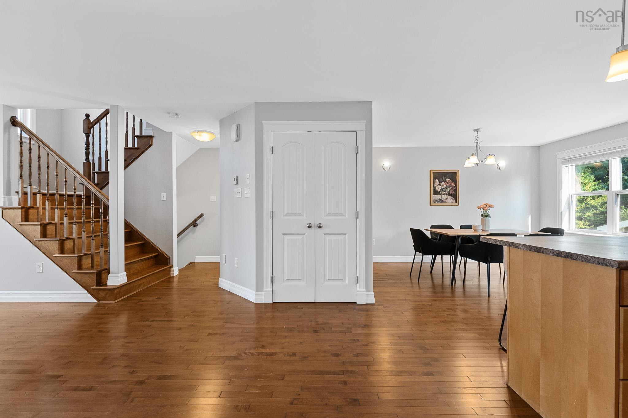 View image 9
